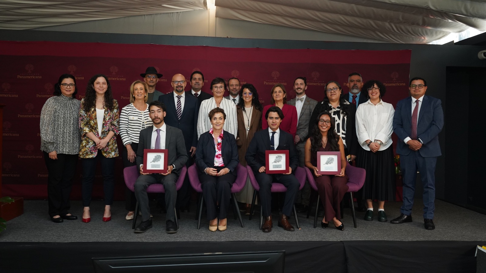 La inteligencia artificial bajo la lupa: jóvenes de la UP Aguascalientes triunfan en foro universitario