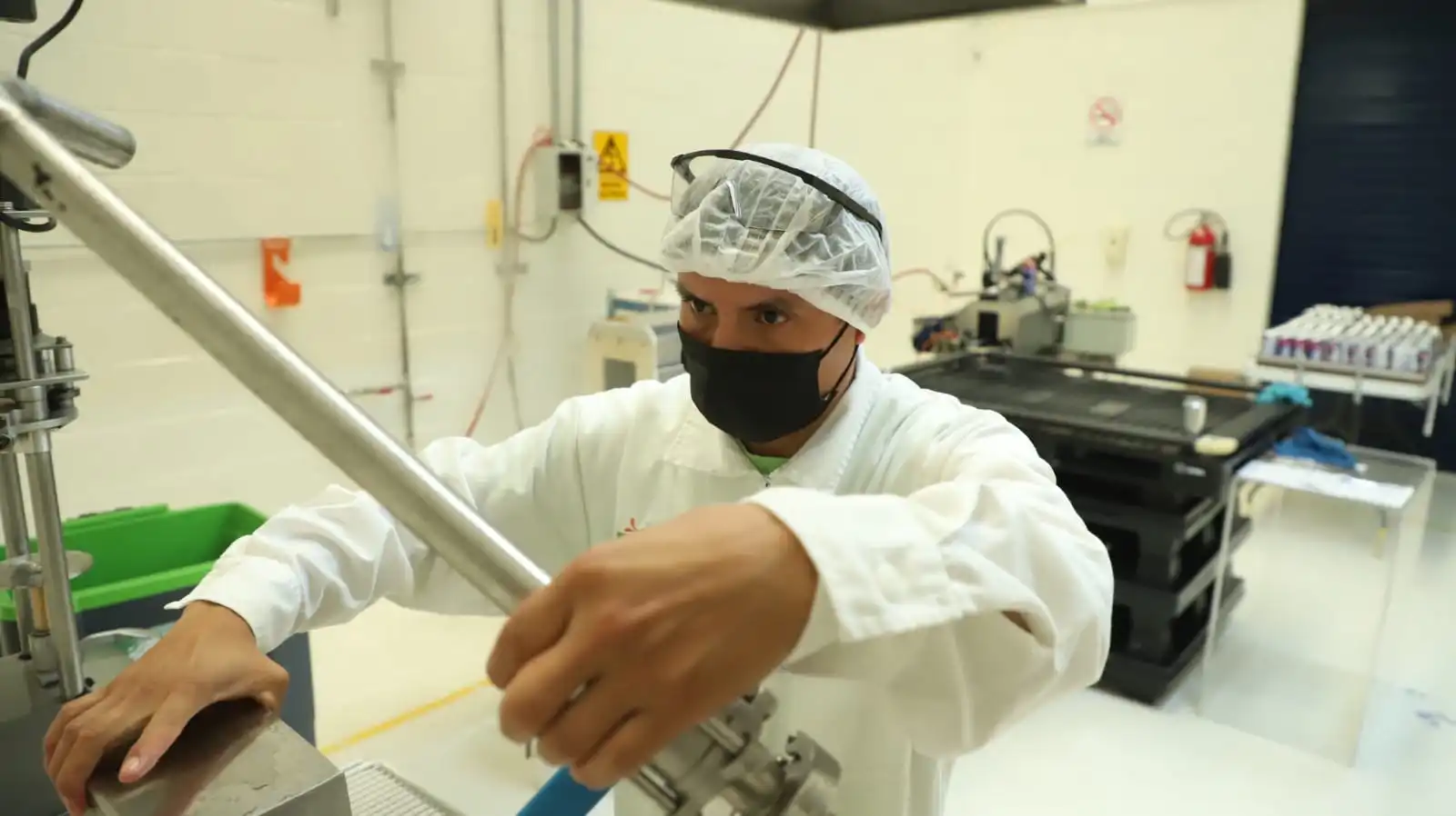 Sin reducir la informalidad, la jornada de 40 horas tendrá poco impacto: economistas