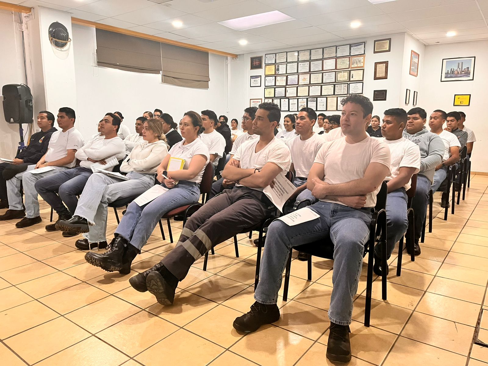 Inicia nuevo curso de formación de bomberos voluntarios