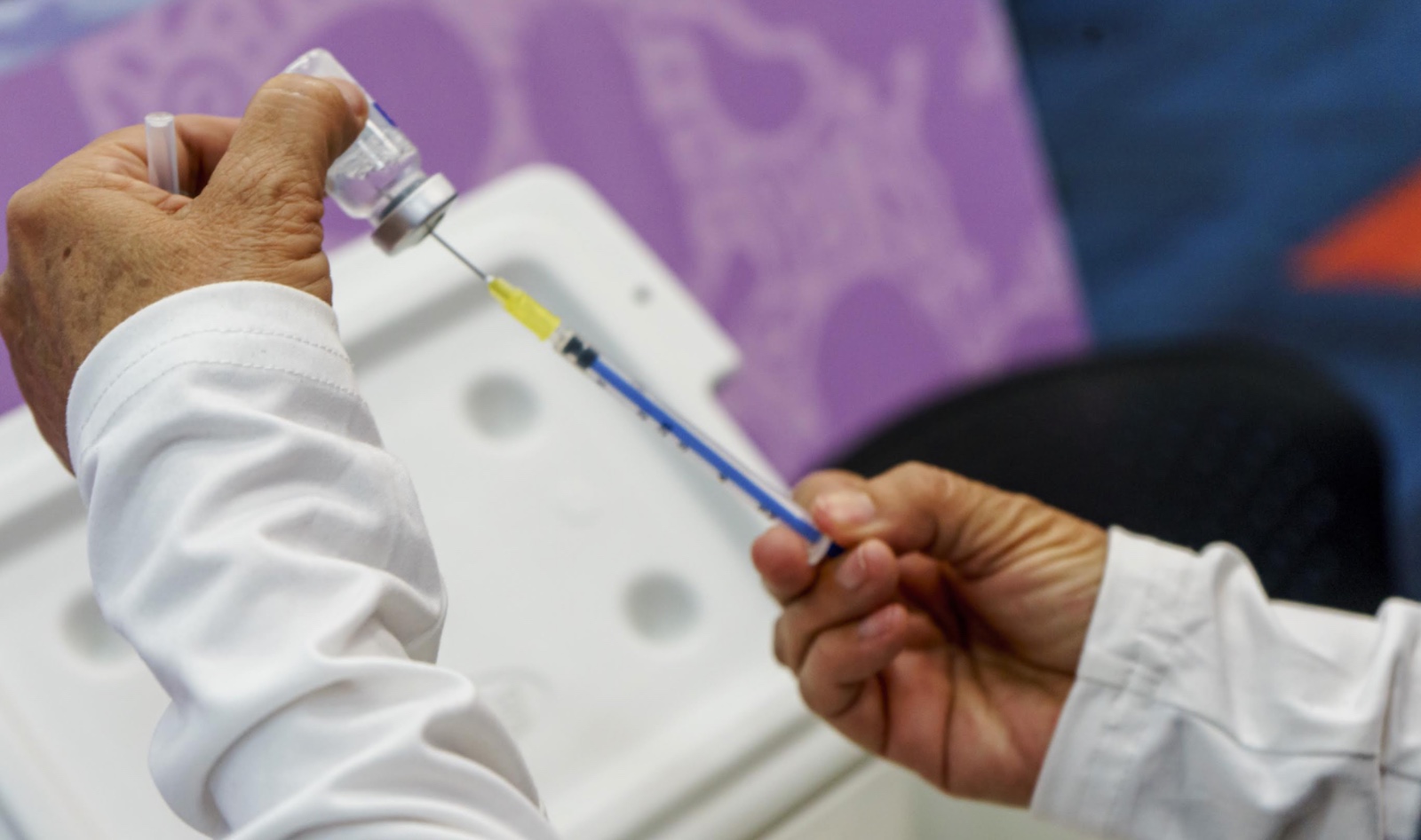 Guanajuato asegura que mantiene control del sarampión: piden revisar cartillas