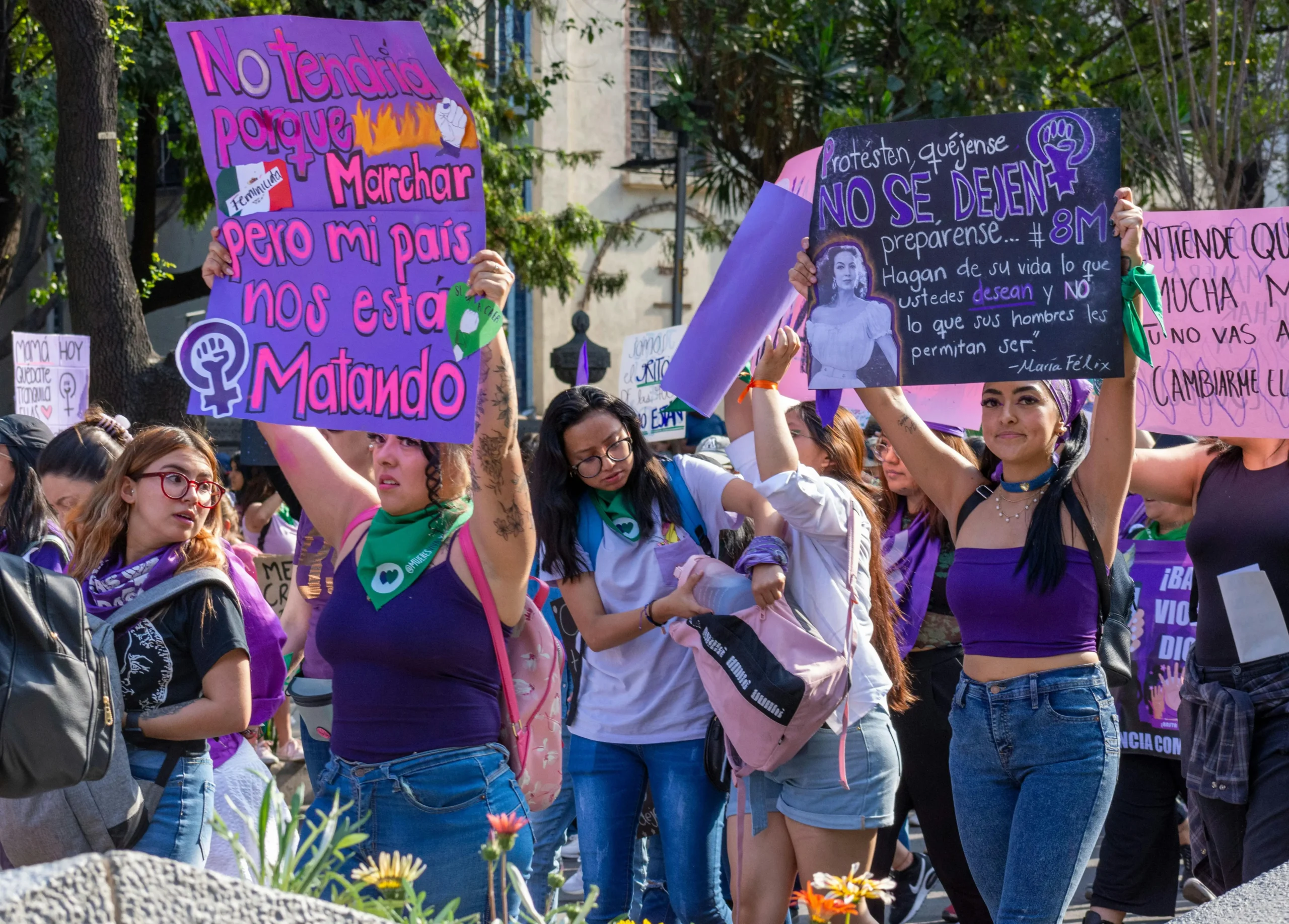 Policía Estatal promete respetar derechos humanos en marcha del 8M