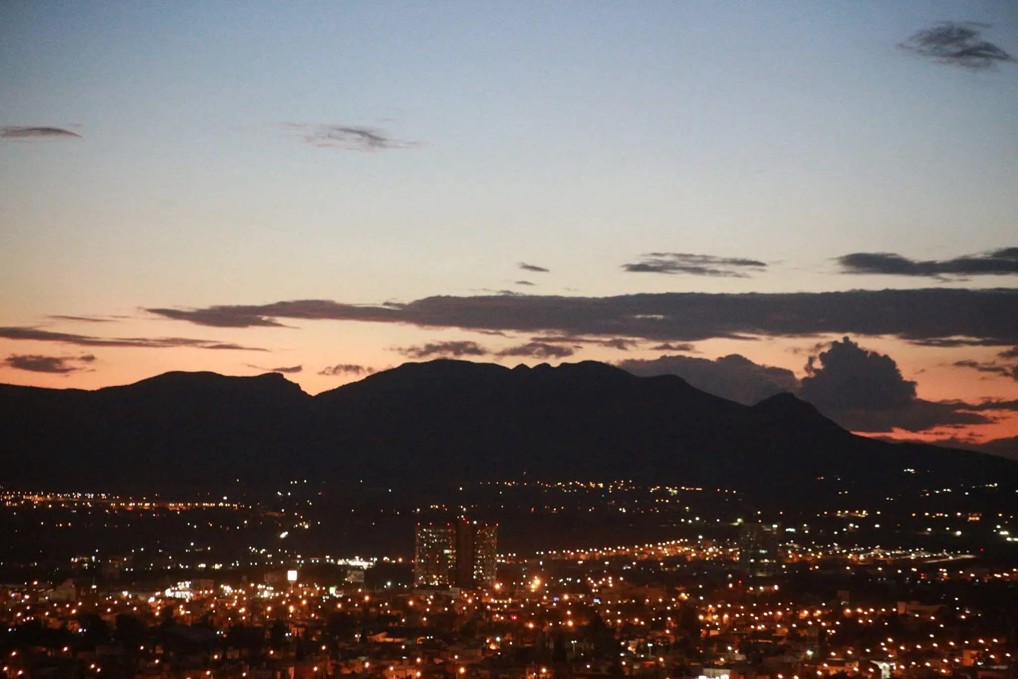 En manos de particulares el acceso al Picacho, en el Cerro del Muerto