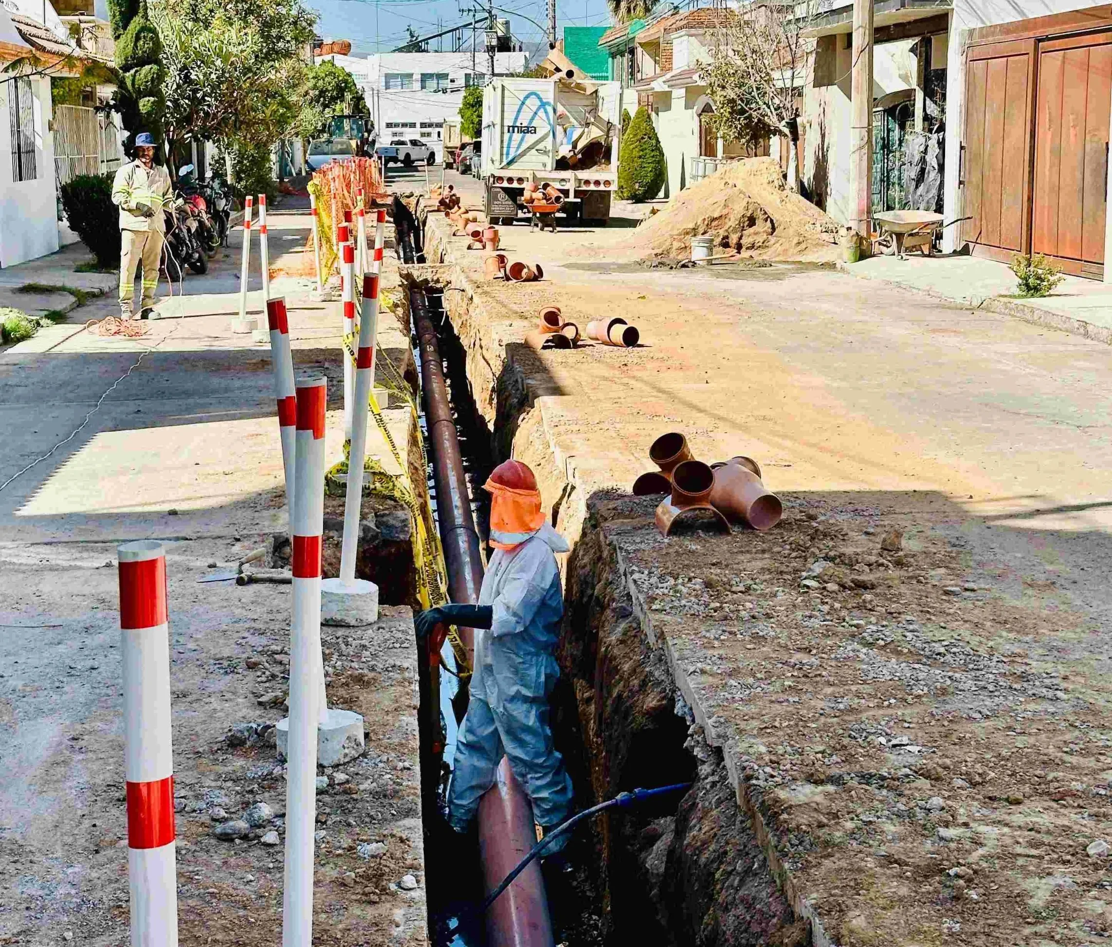 Rehabilitan red sanitaria en San Cayetano