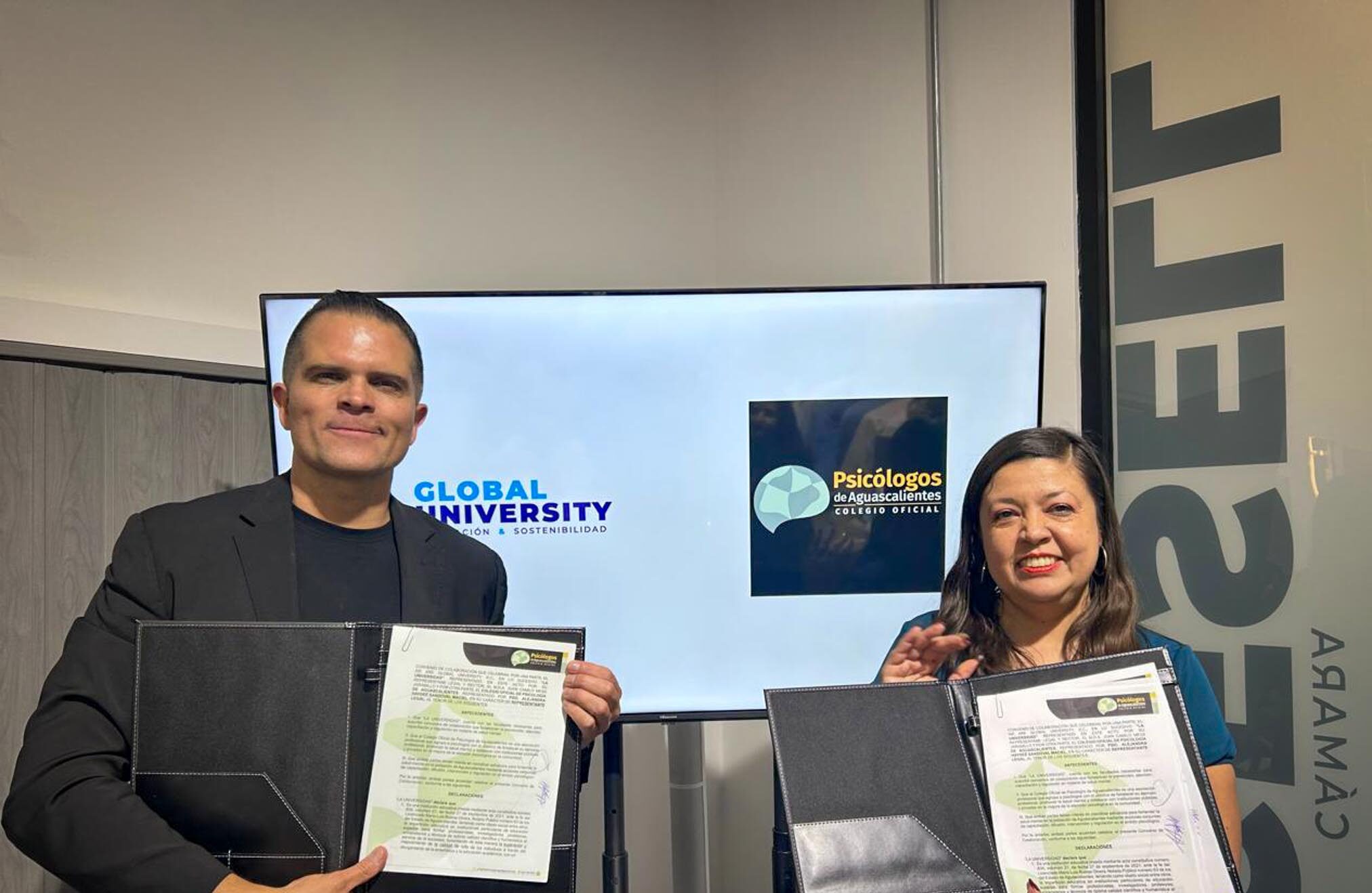Global University y el Colegio de Psicología consolidan alianza