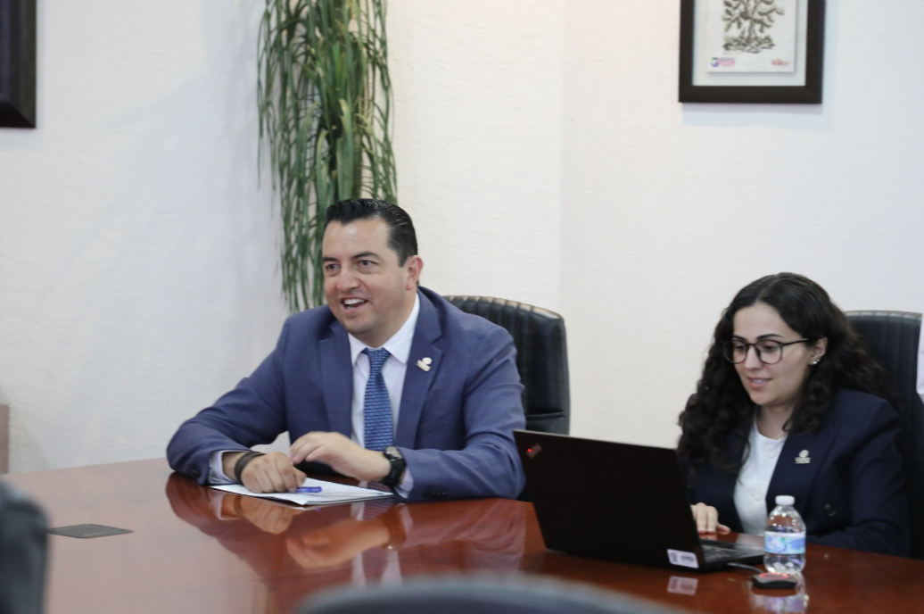 UVEG prepara 10 nuevas microcredenciales y abrirá nueva convocatoria para periodismo