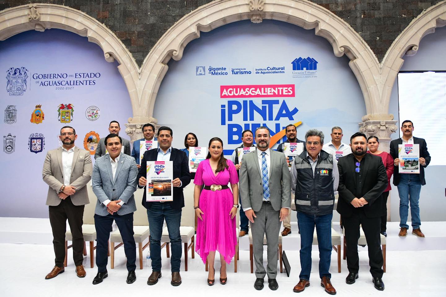 Con 30 millones de pesos, gobierno estatal busca pintar 10 mil fachadas en ocho municipios