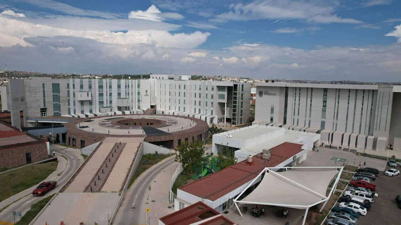 Otorgan licencia al Hospital Hidalgo para trasplantes de hígado y médula ósea