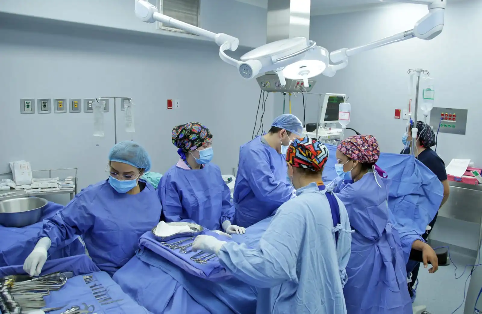 Médicos dejan el IMSS por el sector privado; afecta atención a pacientes