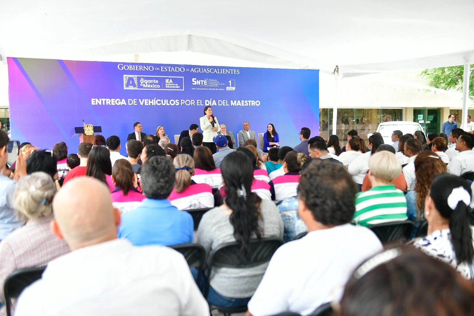 Alistan festejos del Día del Maestro en Aguascalientes; destinarán 15 millones