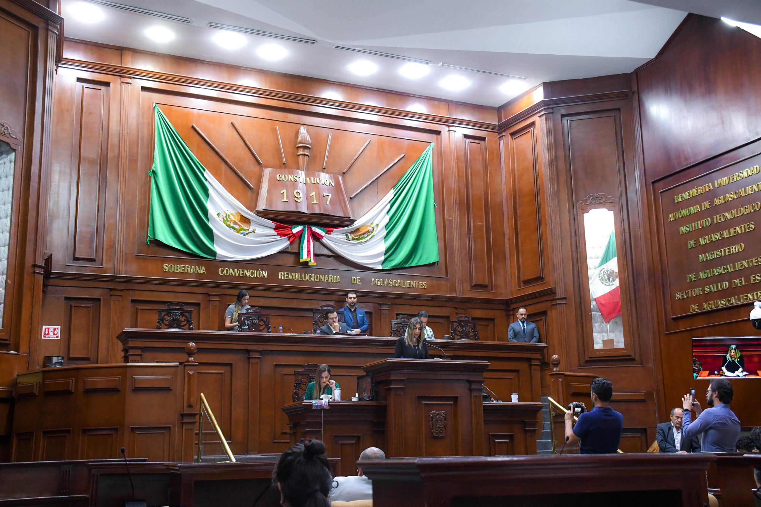 Congreso de Aguascalientes aprueba reformas en protección de menores