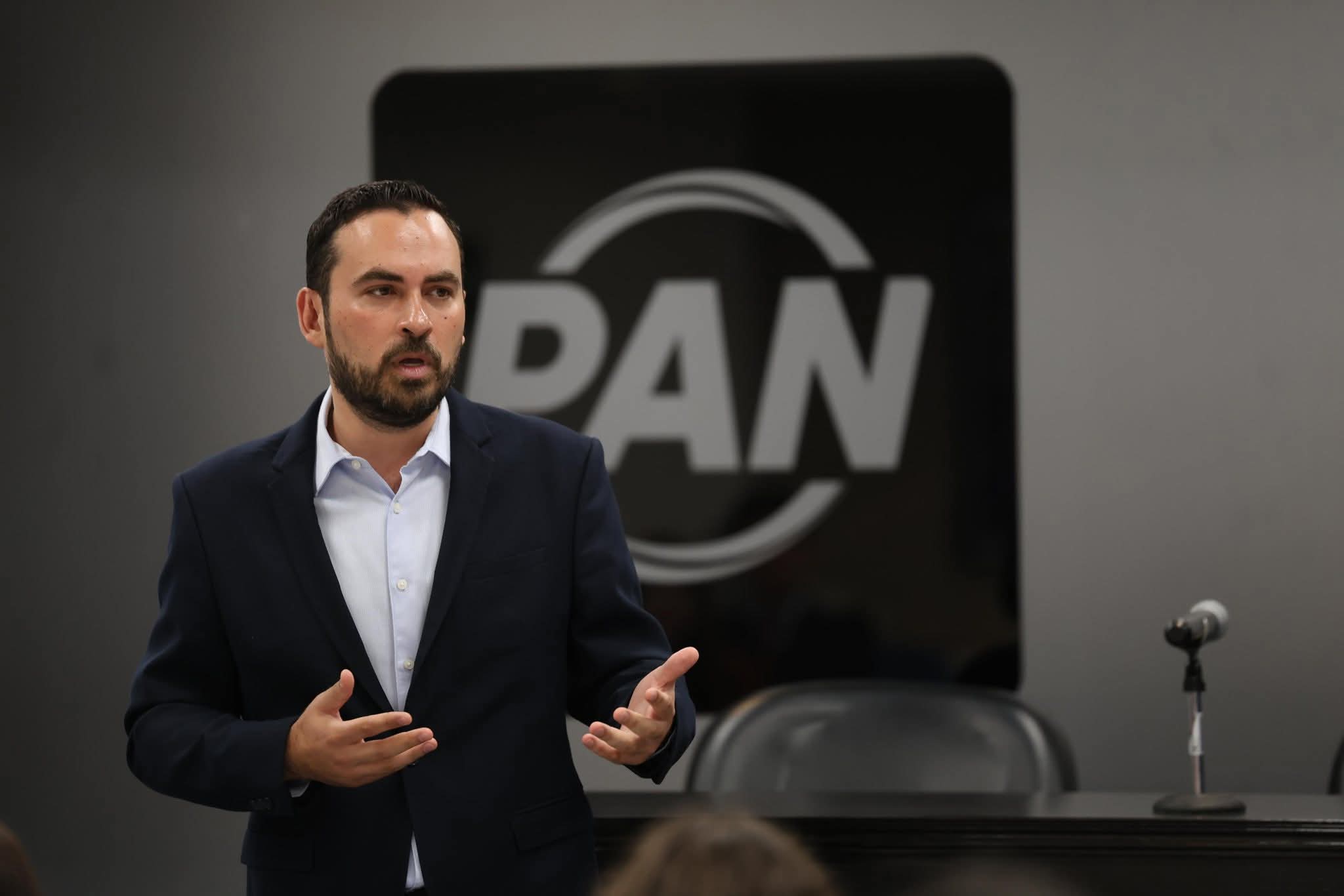 Diputado advierte que la IA ya puede suplantar: exige castigos de hasta 10 años