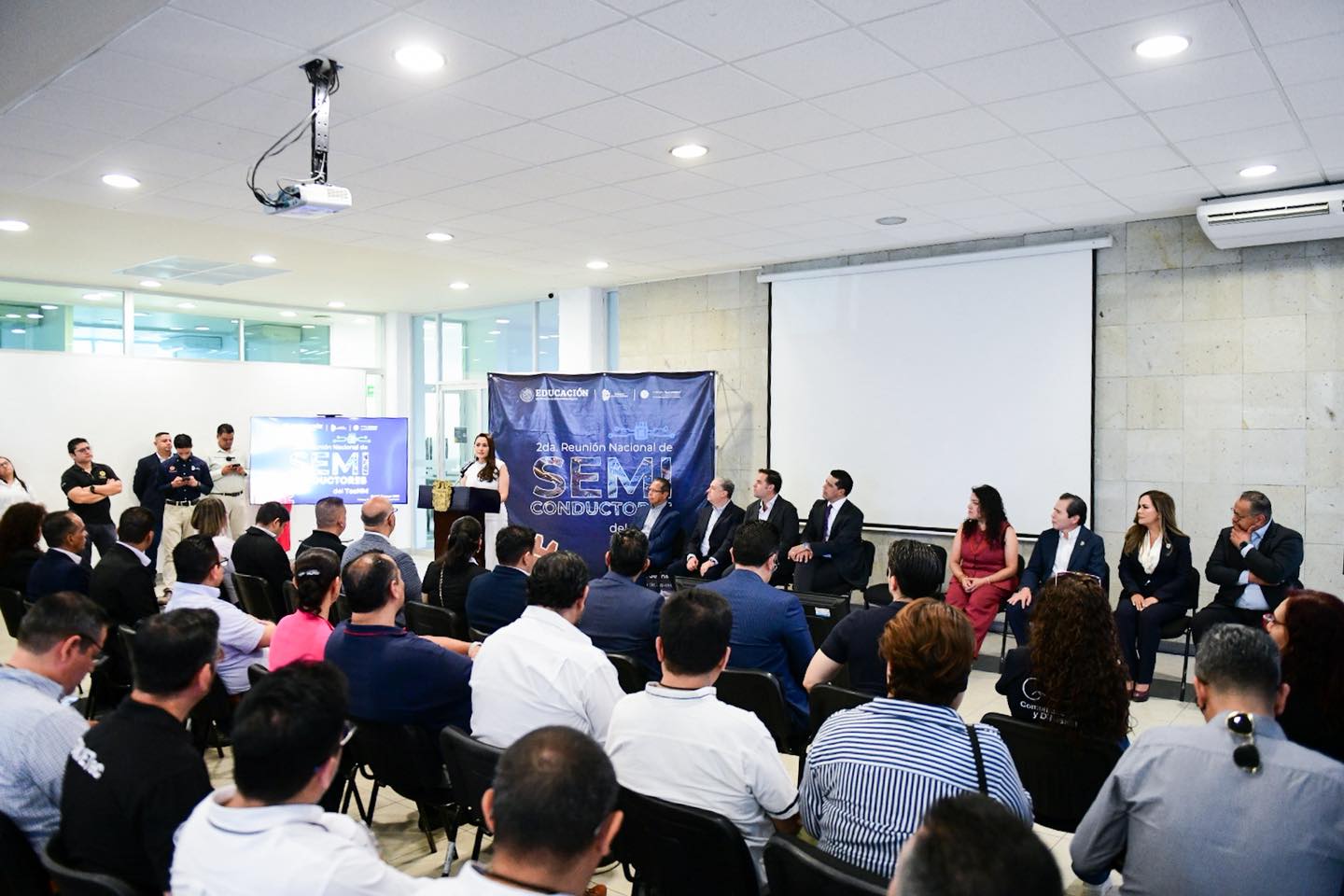 Aguascalientes apuesta por los semiconductores con nuevos laboratorios en el ITA