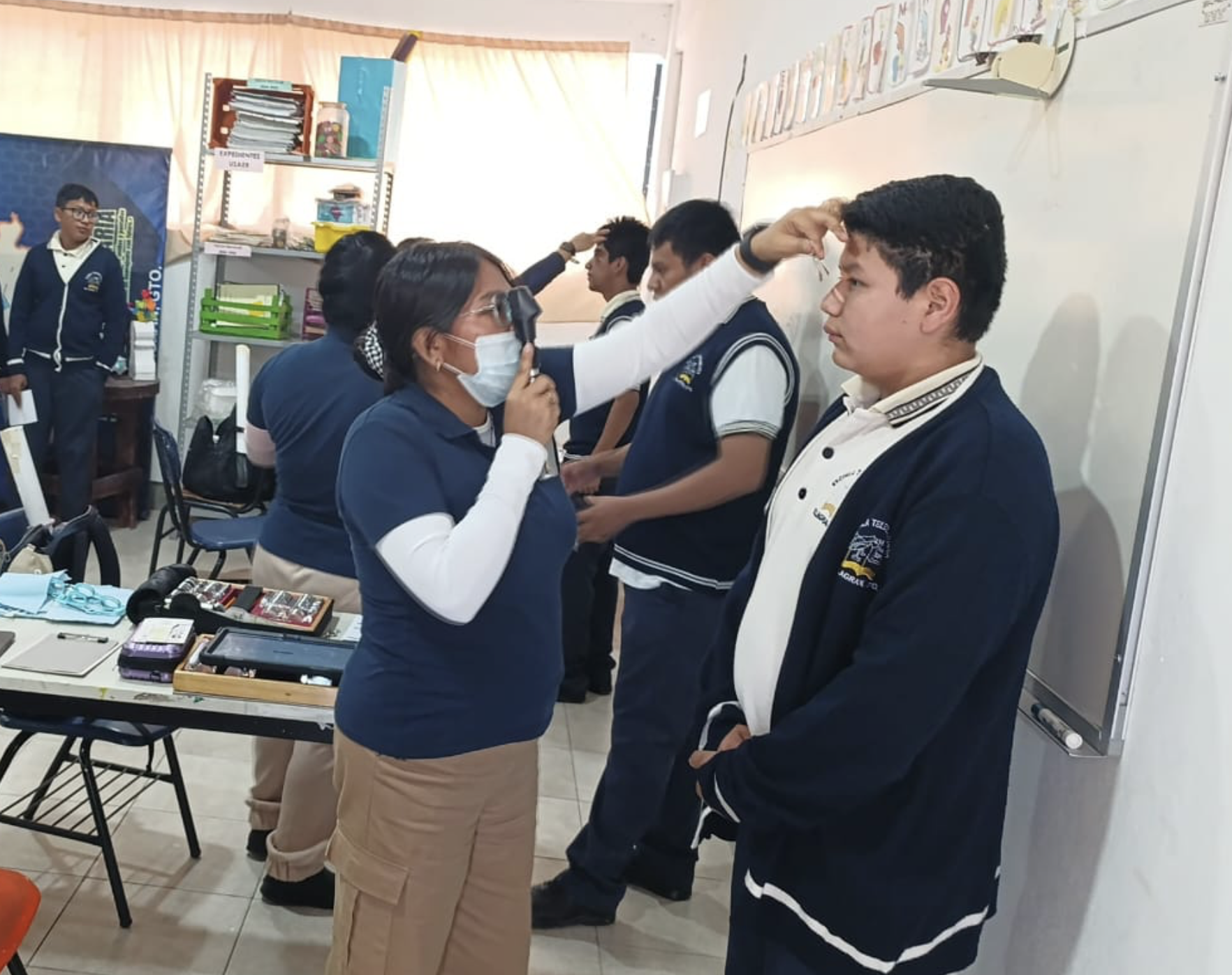 Más de 9 mil estudiantes de Guanajuato recibirán lentes gratuitos
