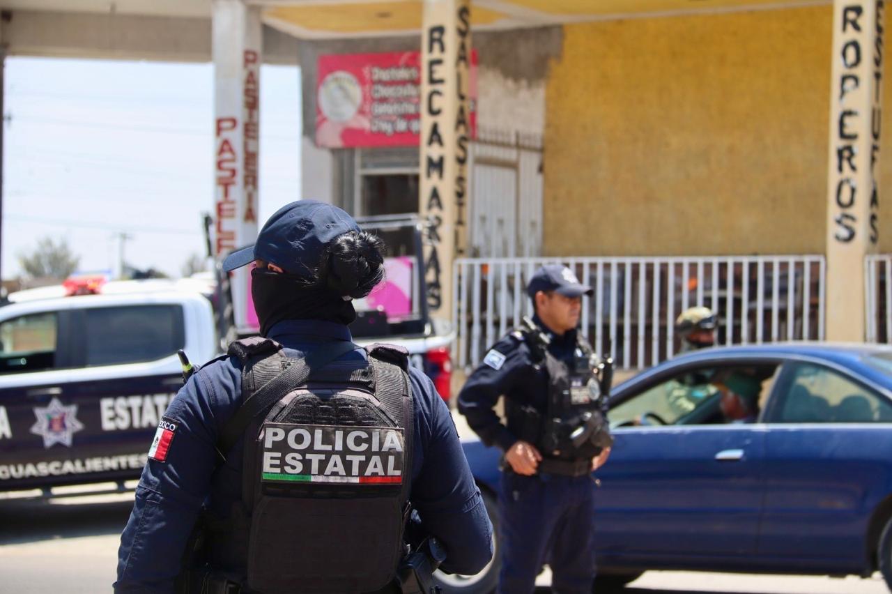 Refuerzan vigilancia aérea en colonias con helicóptero durante Operativo Antipandillas