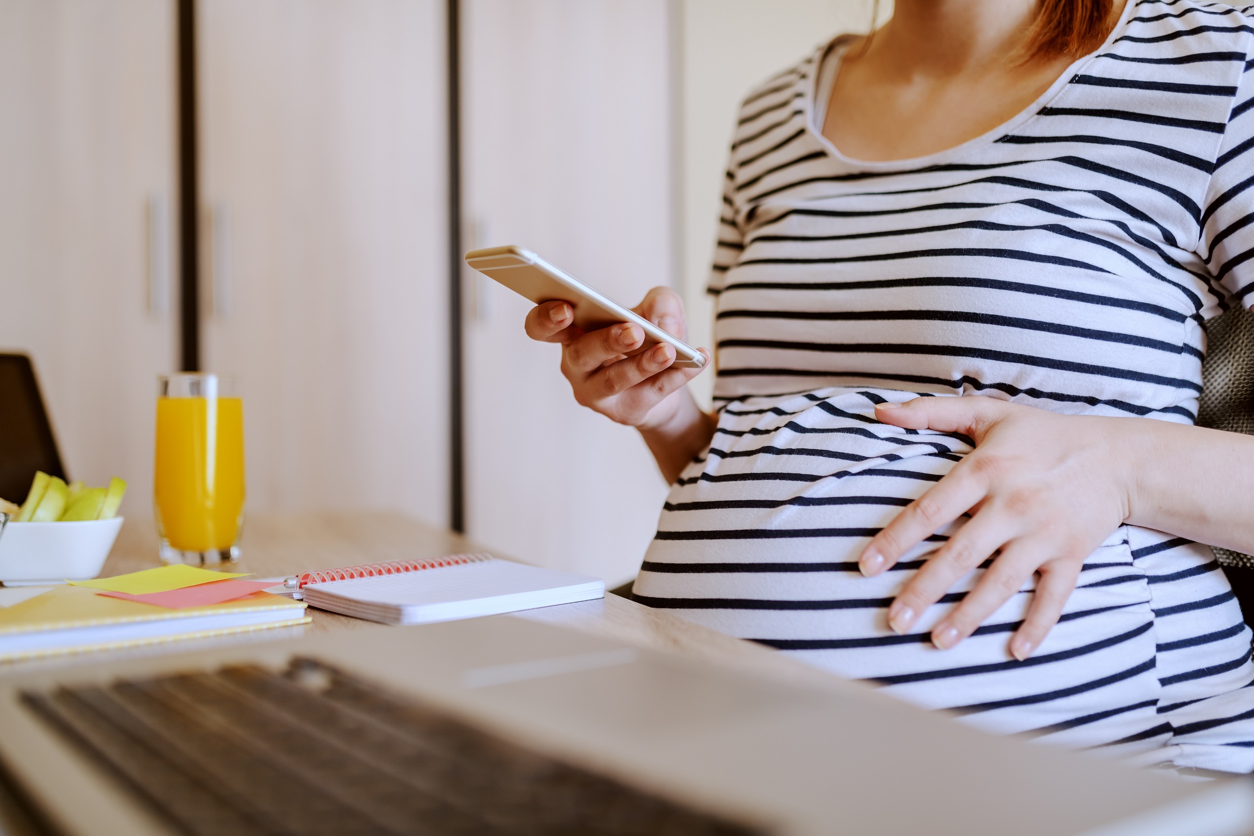 Piden empresarias que maternidad no sea vista como desventaja en el trabajo 
