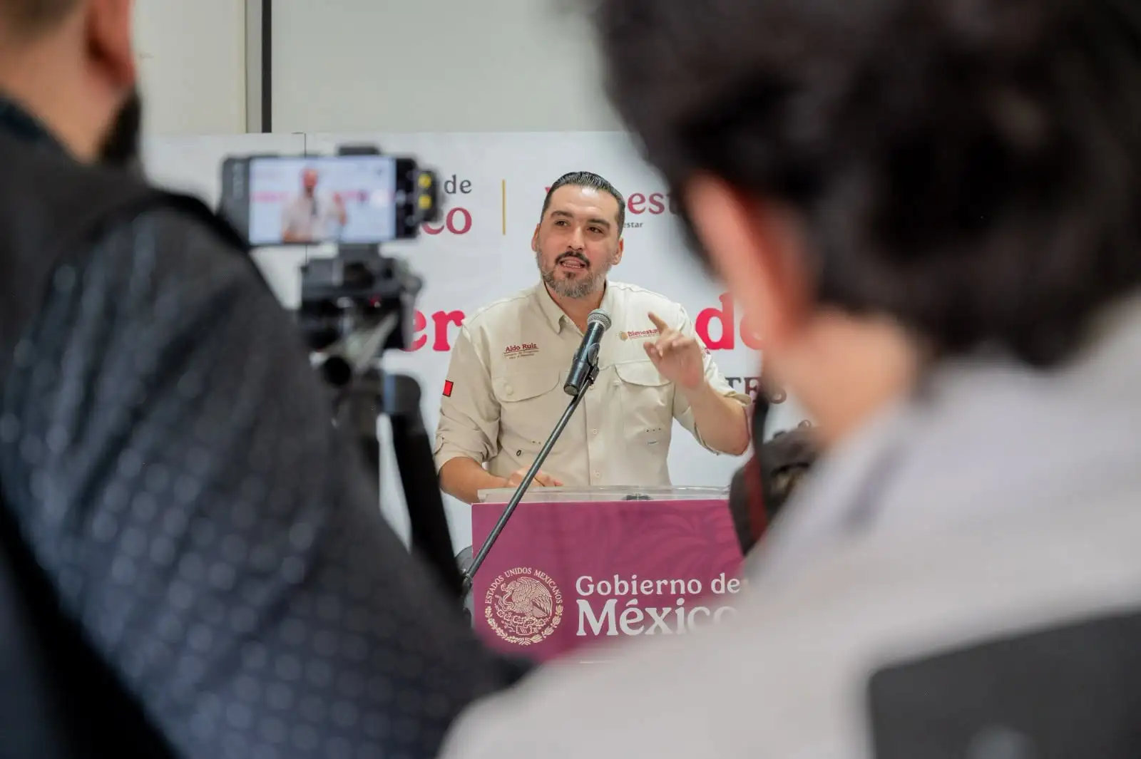 Respalda Bienestar registro obligatorio de líneas telefónicas