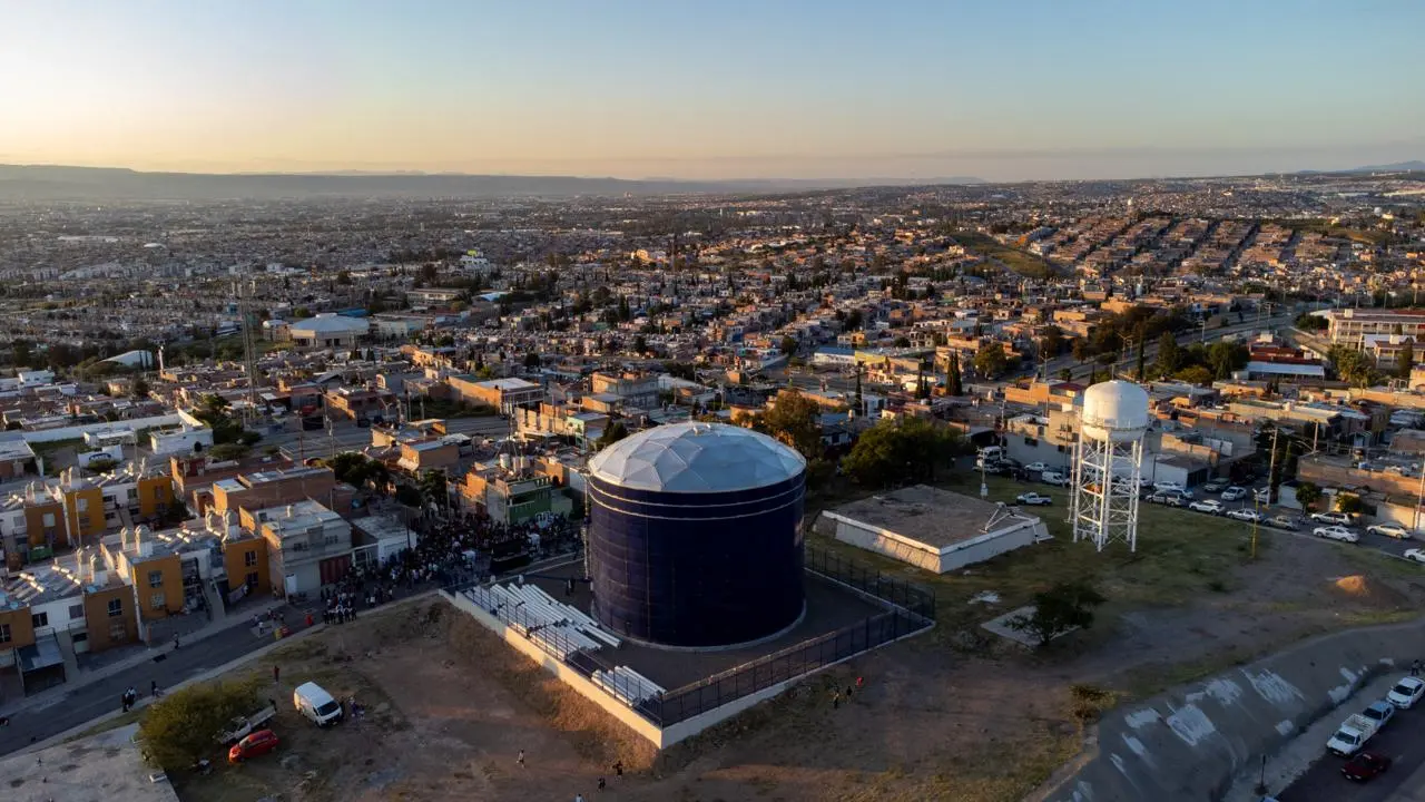 Municipio adquirirá más de 100 bombas y maquinaria para fortalecer servicio de agua