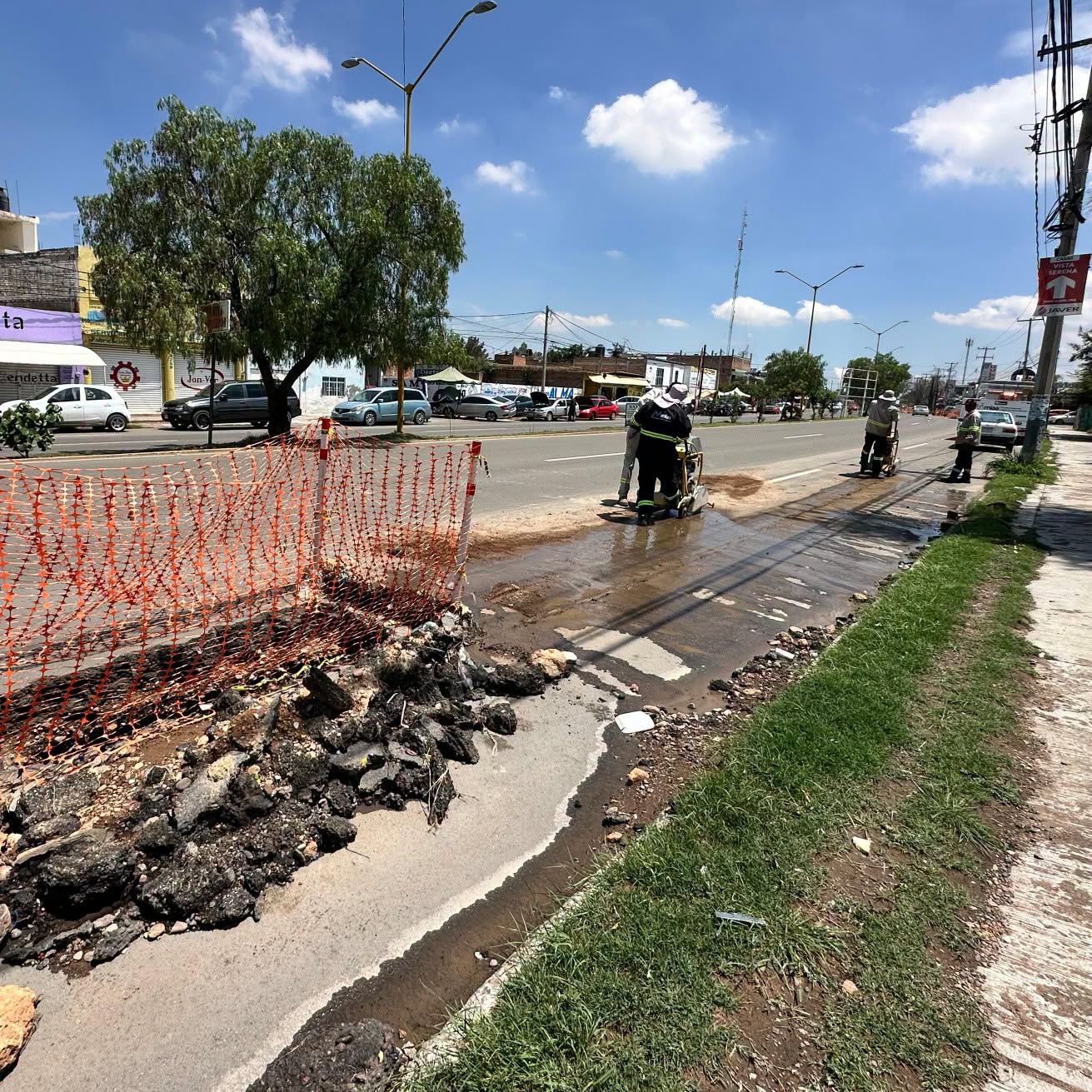 Preparan rehabilitación de red de alcantarillado en avenida Constitución