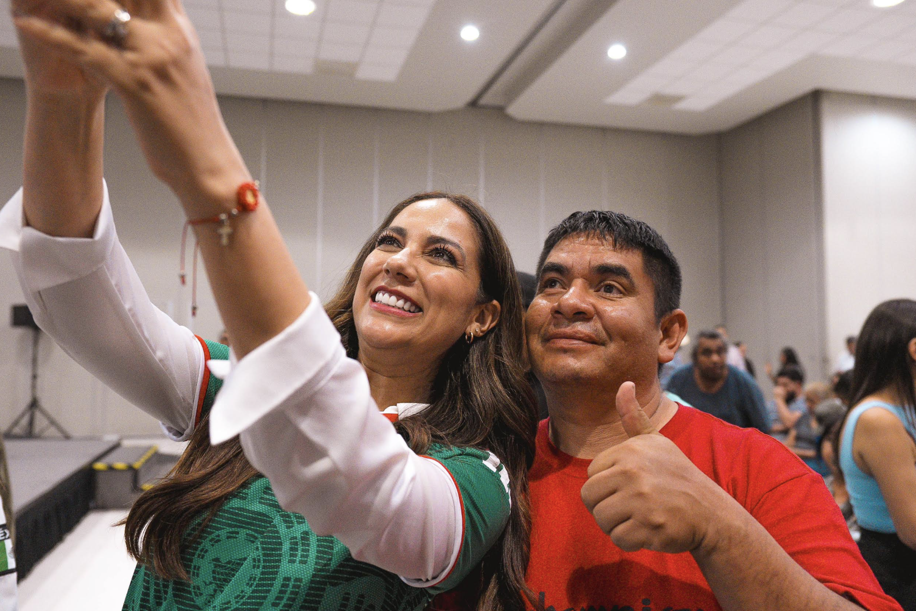 Migrantes que vuelven de EU reciben apoyos para emprender en Guanajuato