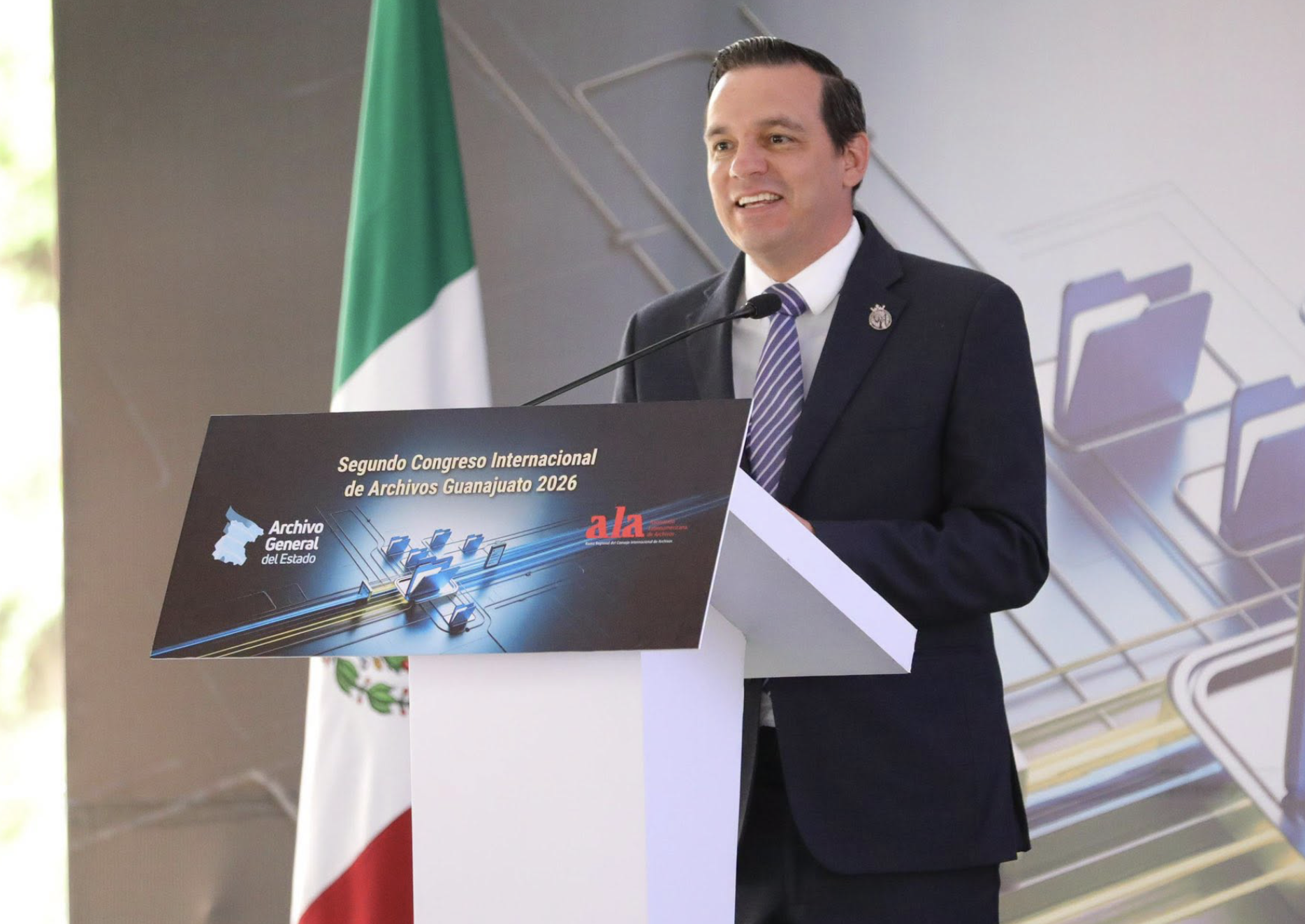 Guanajuato lleva trámites del Registro Civil hasta Estados Unidos 