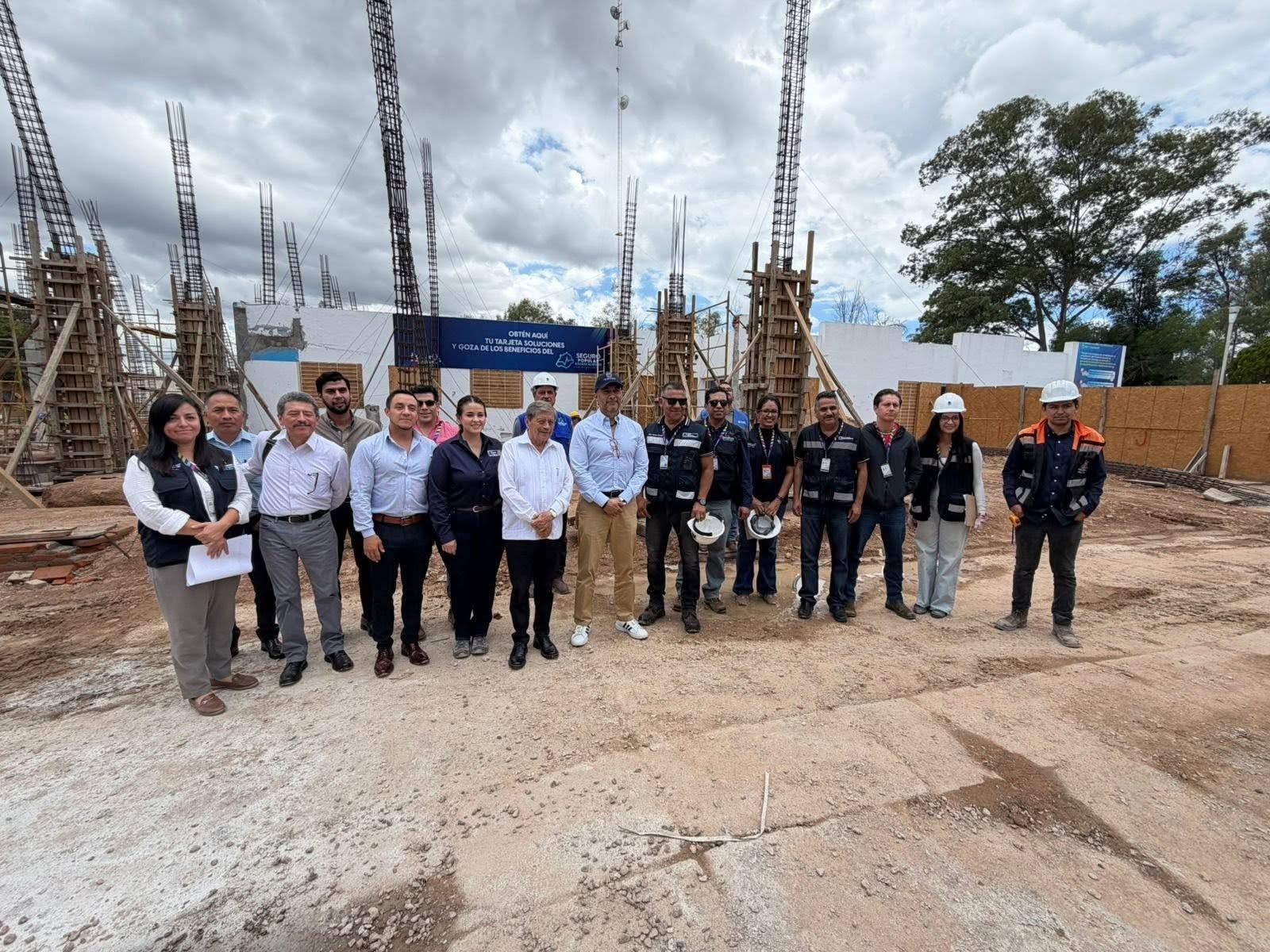 Continúan trabajos de rehabilitación en Hospital de Pabellón de Arteaga