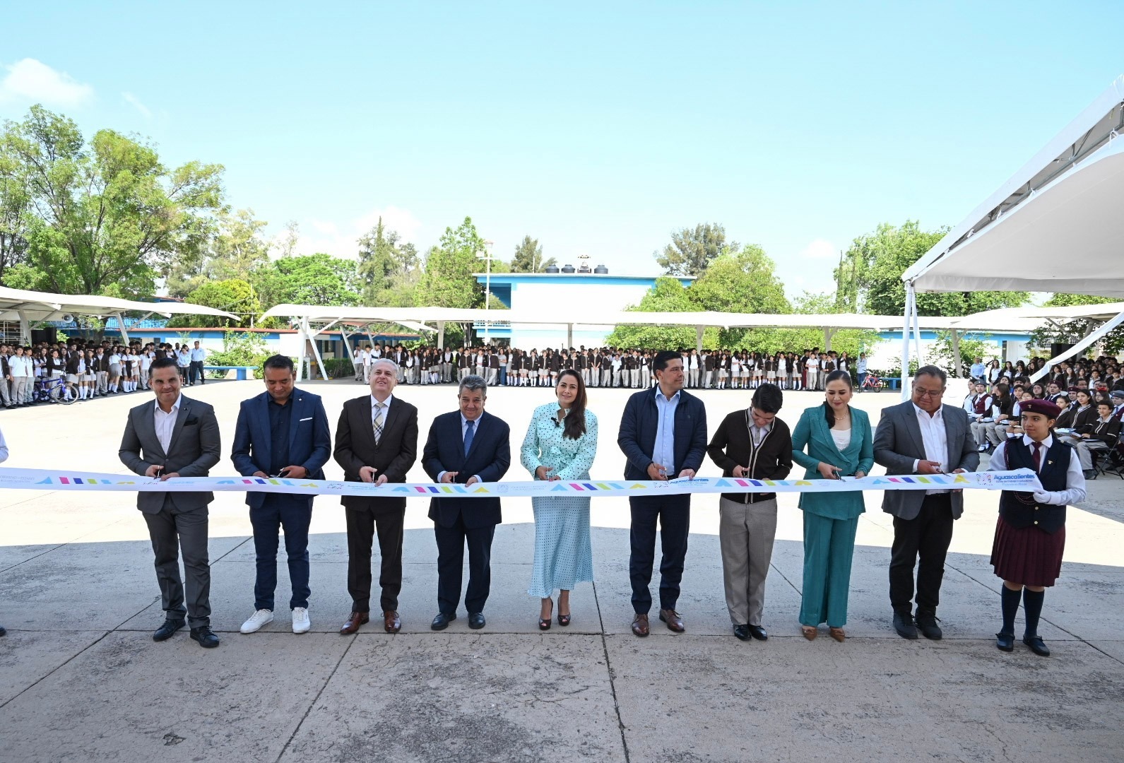 Entregan obra de rehabilitación es escuela secundaria