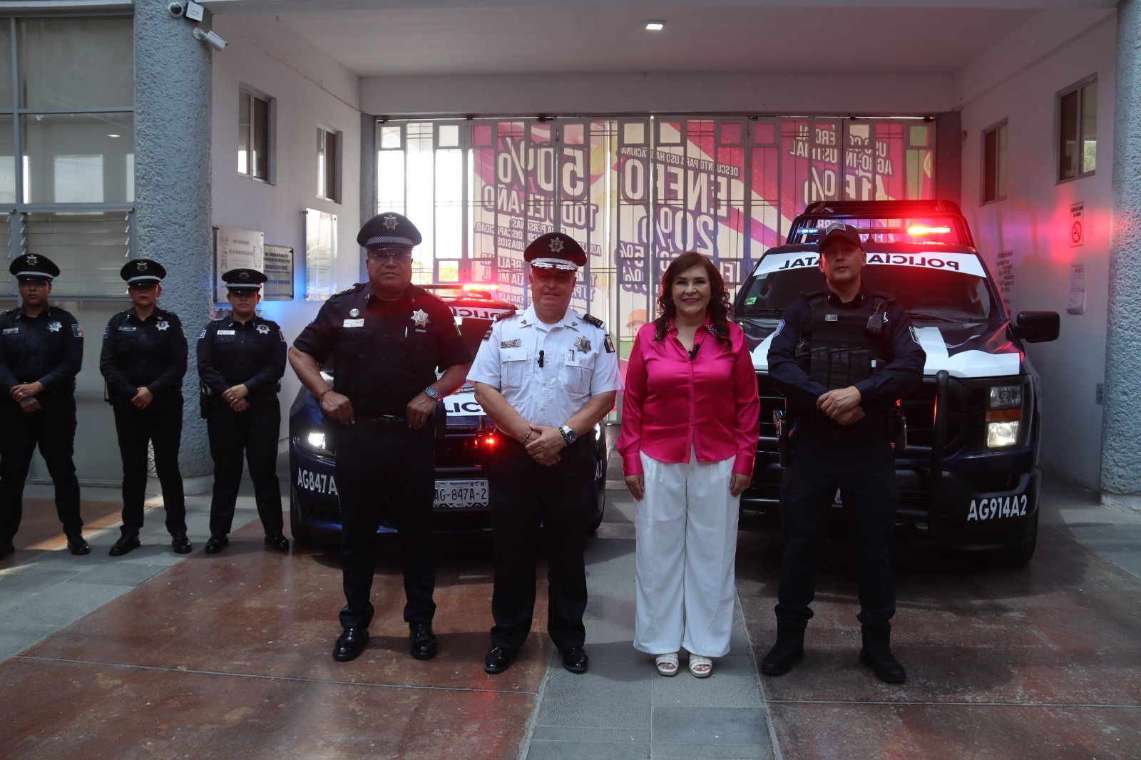 Entregan patrullas para fortalecer la seguridad en los municipios