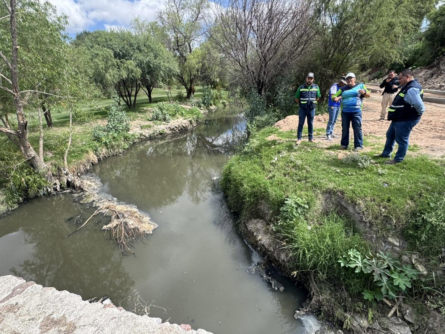 Participa en otra jornada de limpieza del río San Pedro