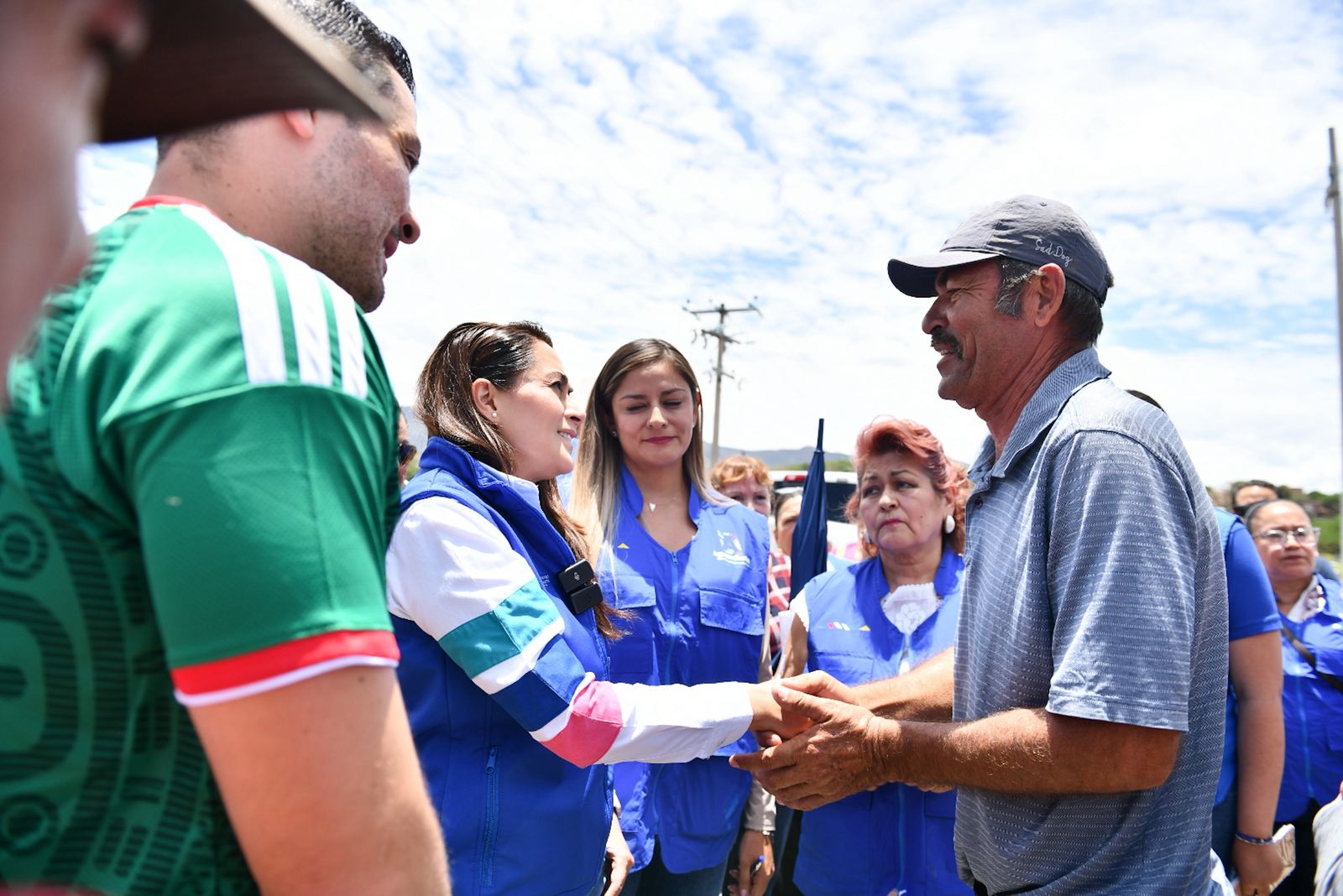 Reciben productores calvillenses apoyos agrícolas