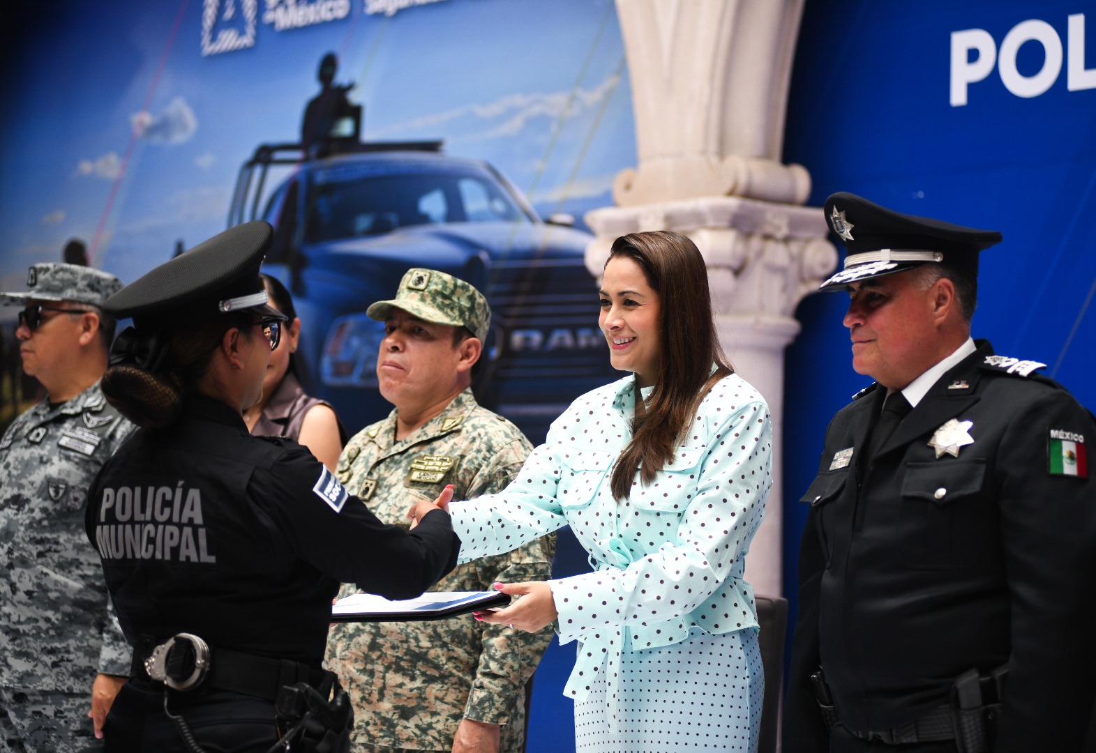 Reconocen la labor de policías estatales y municipales