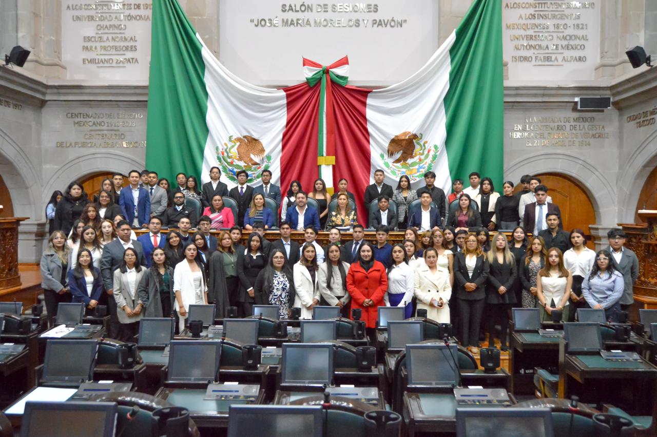 AJEMEX y Eco Urban se acercan a jóvenes mexicanos