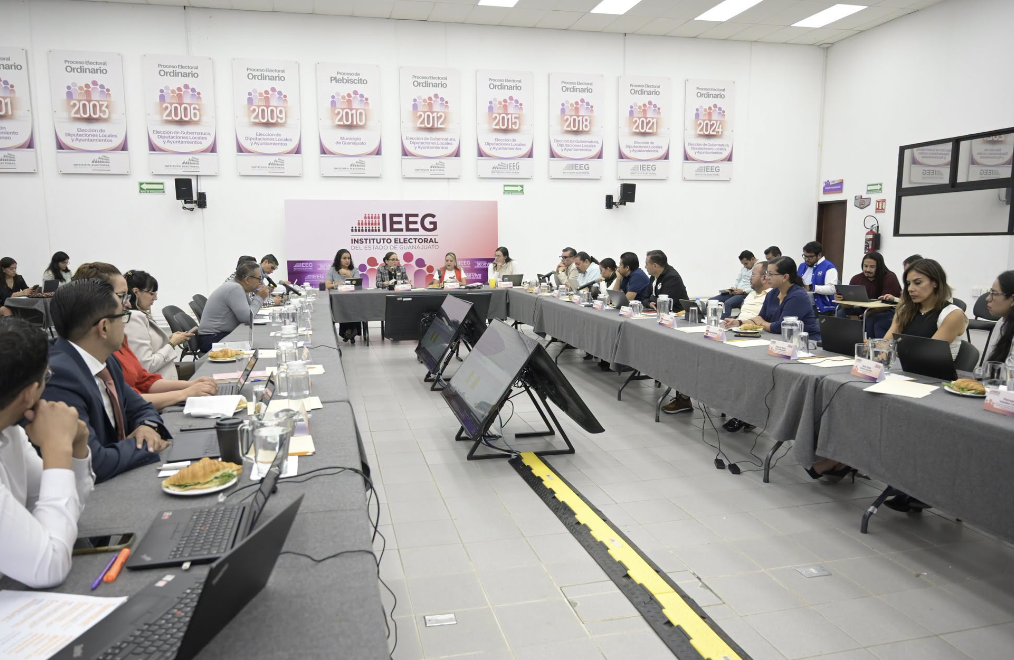 IEEG redistribuirá recursos y reducirá financiamiento a partidos tras llegada de Somos MX y PAZ