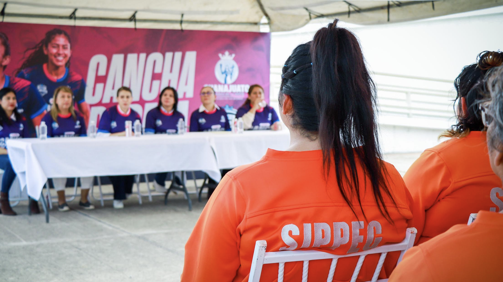 Gobierno de Guanajuato lleva conferencia de superación a más de 430 mujeres en centros penitenciarios