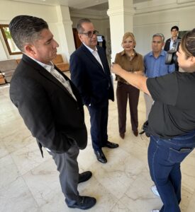 Imagen: Presidentes del Consejo Ciudadano de Seguridad y del Consejo Coordinador Empresarial de BC, Fiscal General de Justicia y Secretario de Seguridad y Protección Ciudadana en atención a medios/ Nw Baja California.