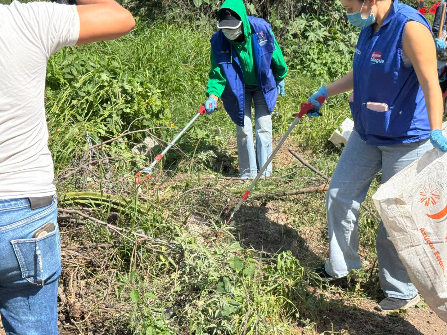 Jornada 22 de limpieza del Río San Pedro reúne a autoridades, estudiantes y voluntarios en la colonia Primo Verdad