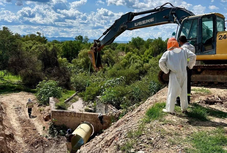 Rehabilitan colector pluvial de La Barranca