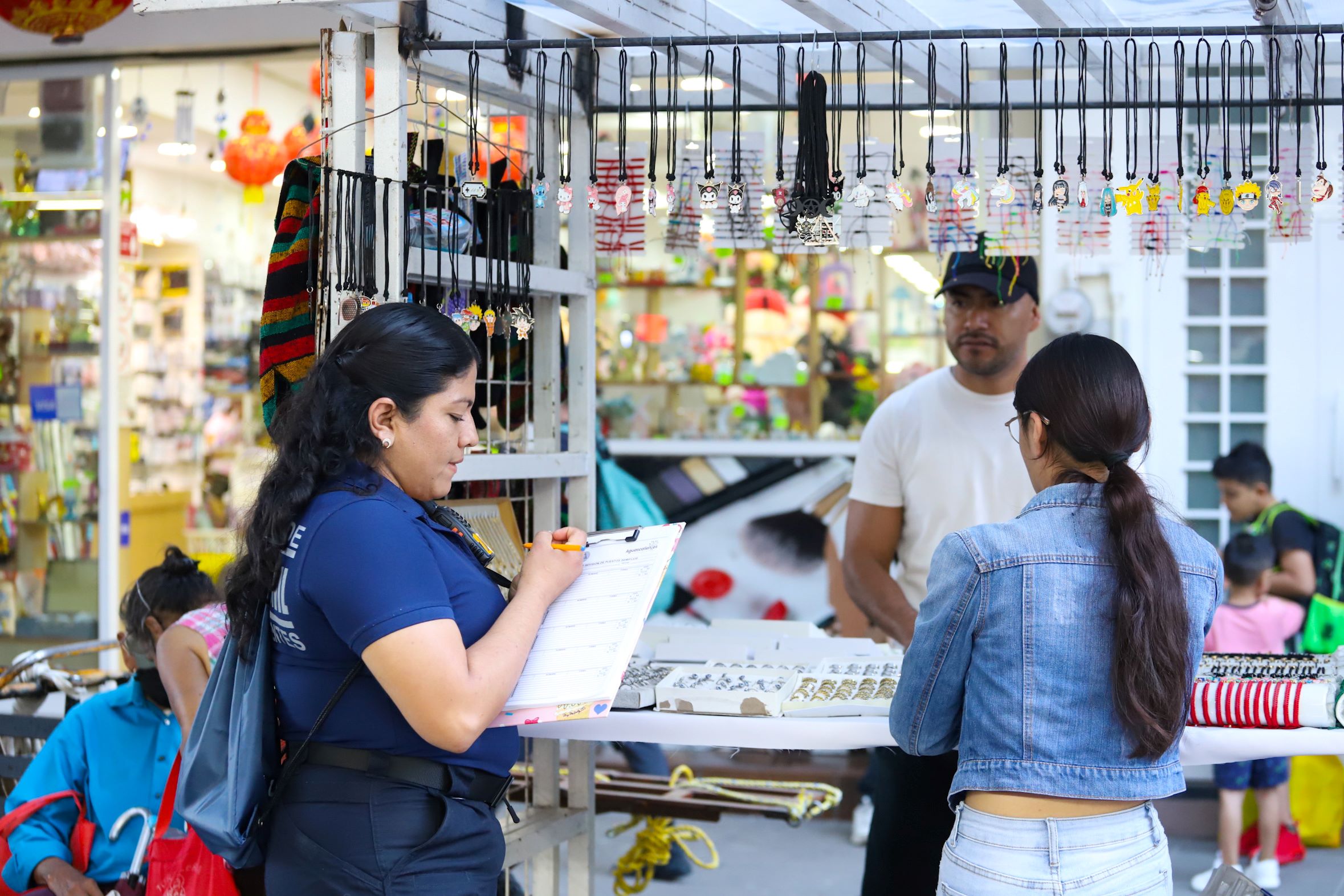 Comienza montaje de la Romería; instalarán 220 puestos en el Centro de Aguascalientes
