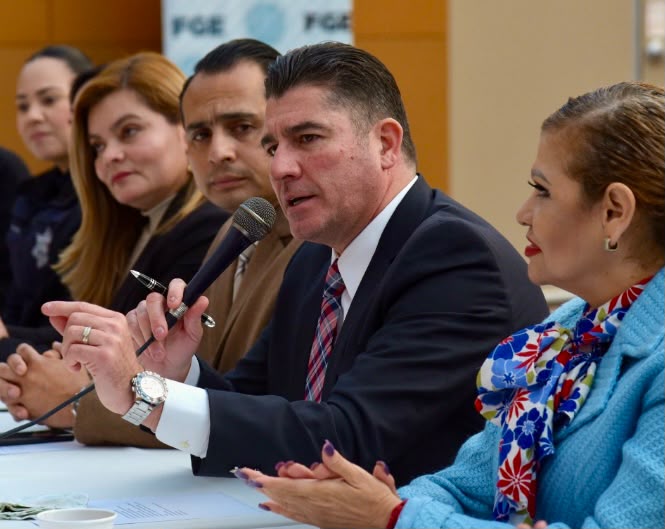 REDUCCIÓN DE HOMICIDIOS DEBE SER ANALIZADA CON PRUDENCIA Y RESPONSABILIDAD: FLORES CAMPBELL