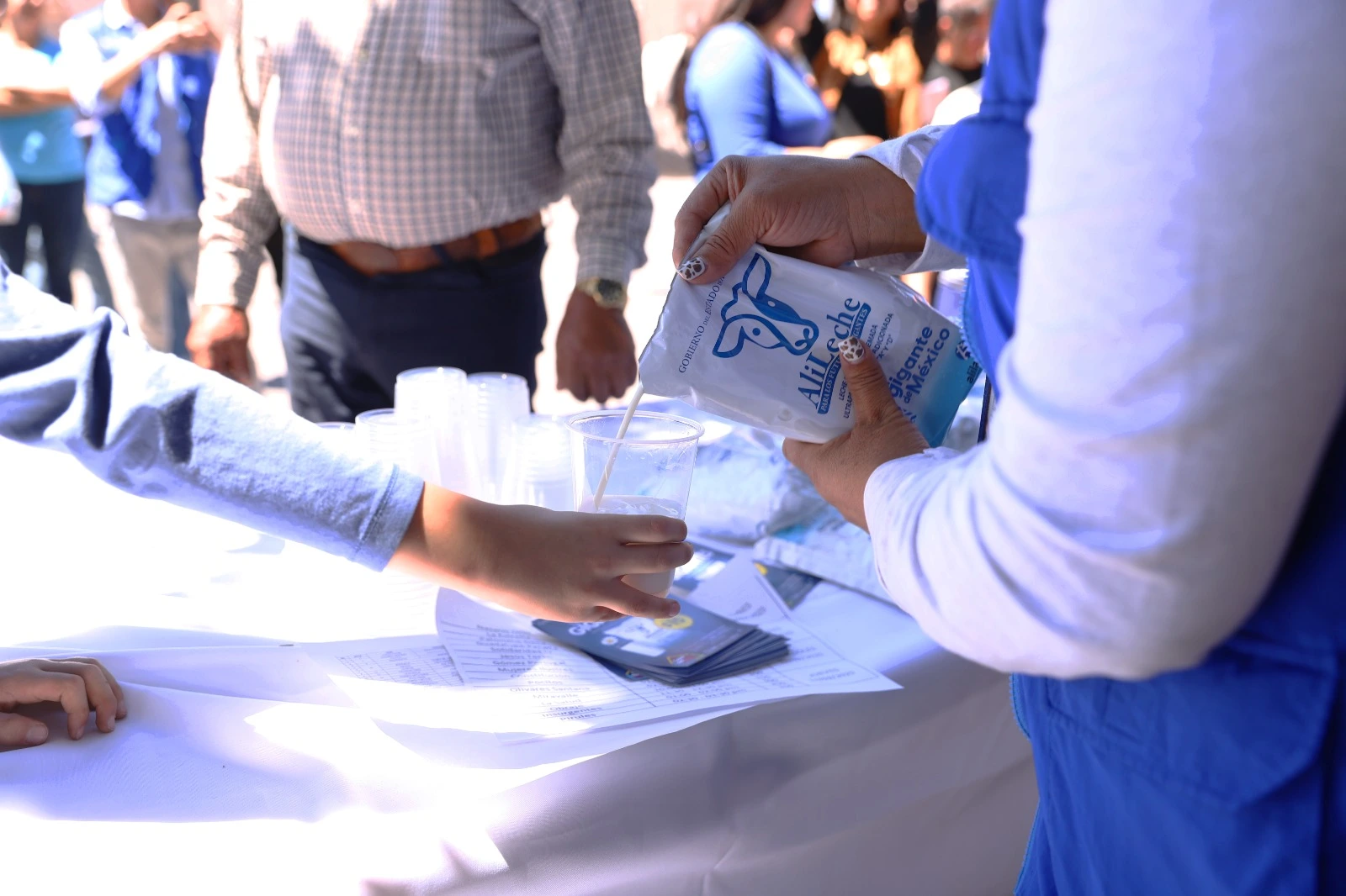El siguiente paso de Alileche: queso, yogurt y crema para escuelas y comunidades