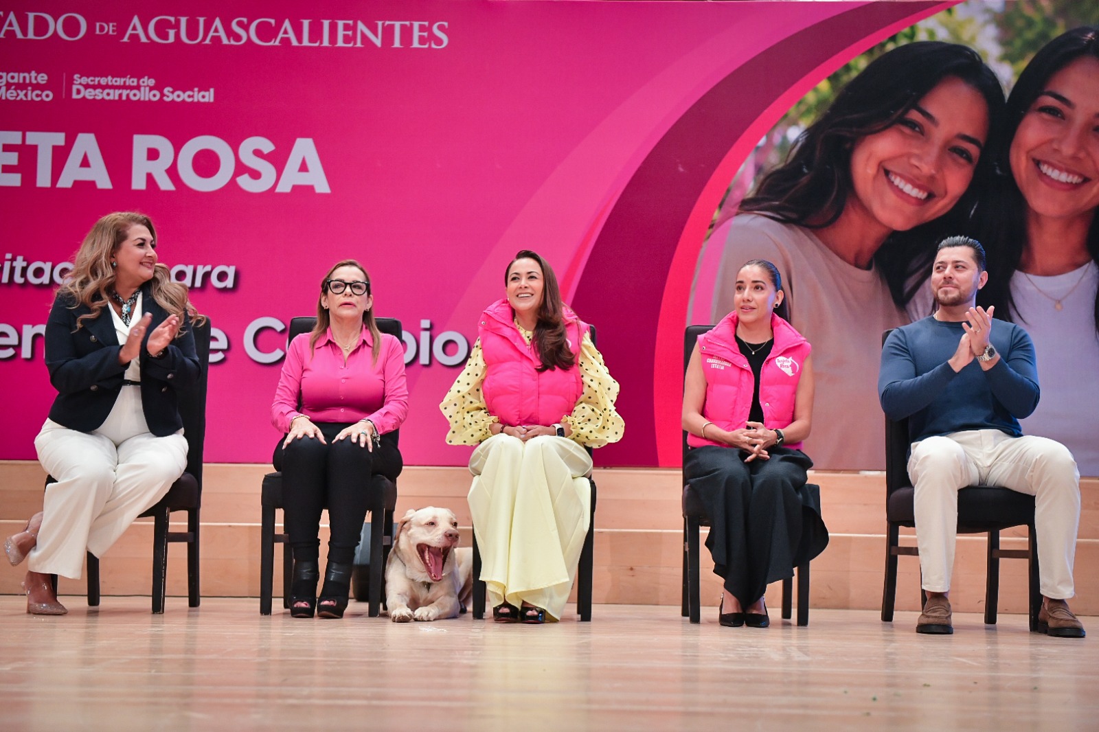 2 mil mujeres se suman a Tarjeta Rosa para crecer y fortalecer sus comunidades