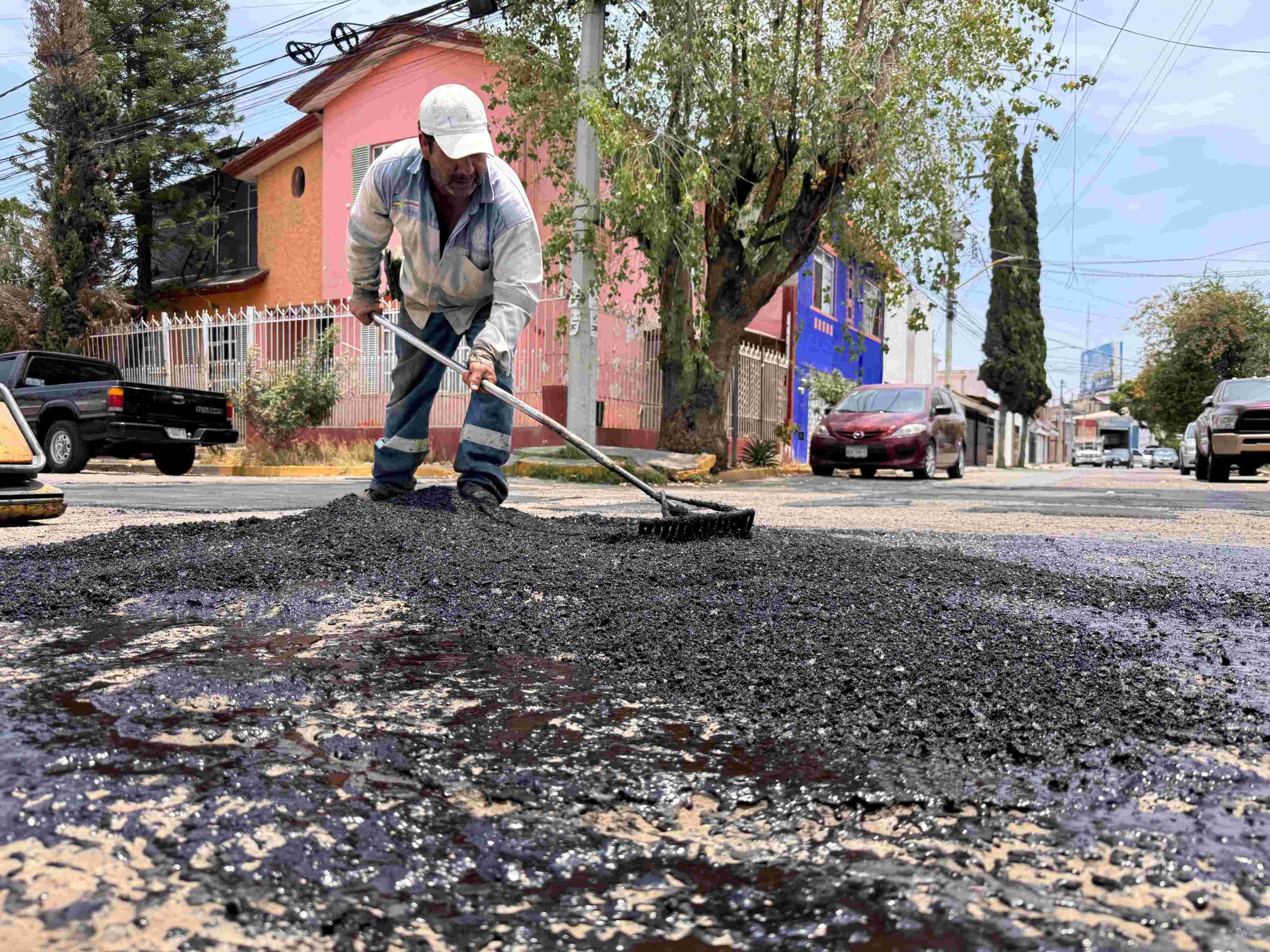 Municipio reporta 80% de avance en bacheo de vialidades principales