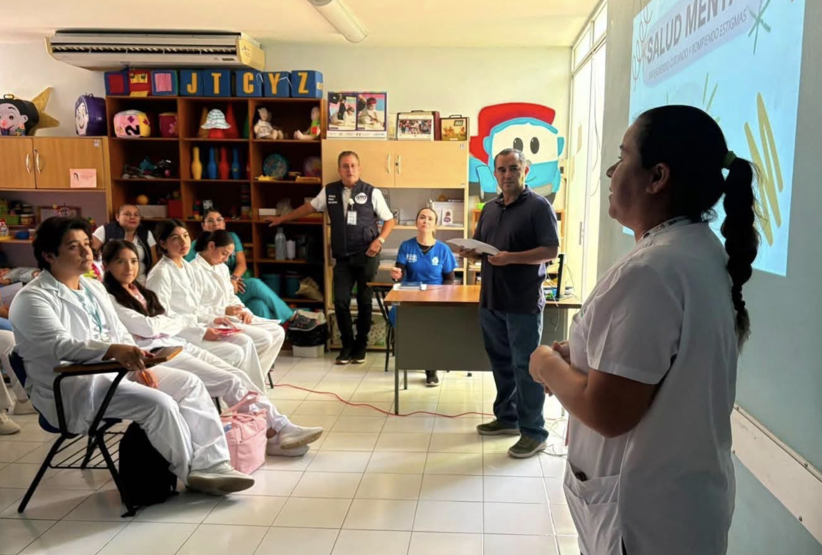 Salud mental llega a escuelas y comunidades de Irapuato con nuevas acciones de prevención
