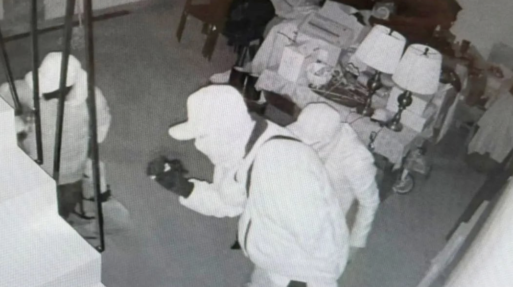 Robo a casa de jugador del León activa vigilancia en límites con Jalisco