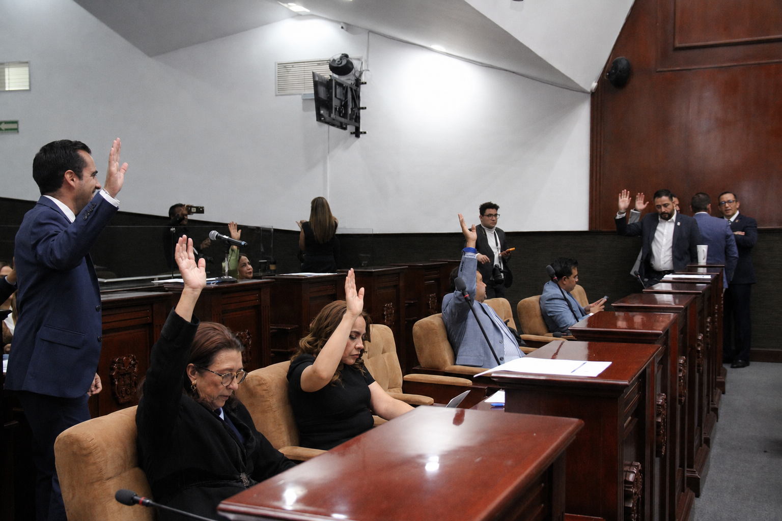 Congreso de Aguascalientes aprueba reformas en movilidad, seguridad, justicia y derechos laborales