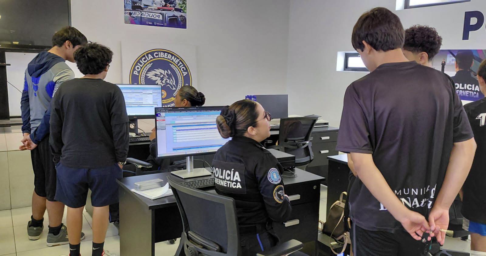 Policía Cibernética acerca la cultura de la seguridad digital a participantes de curso de verano