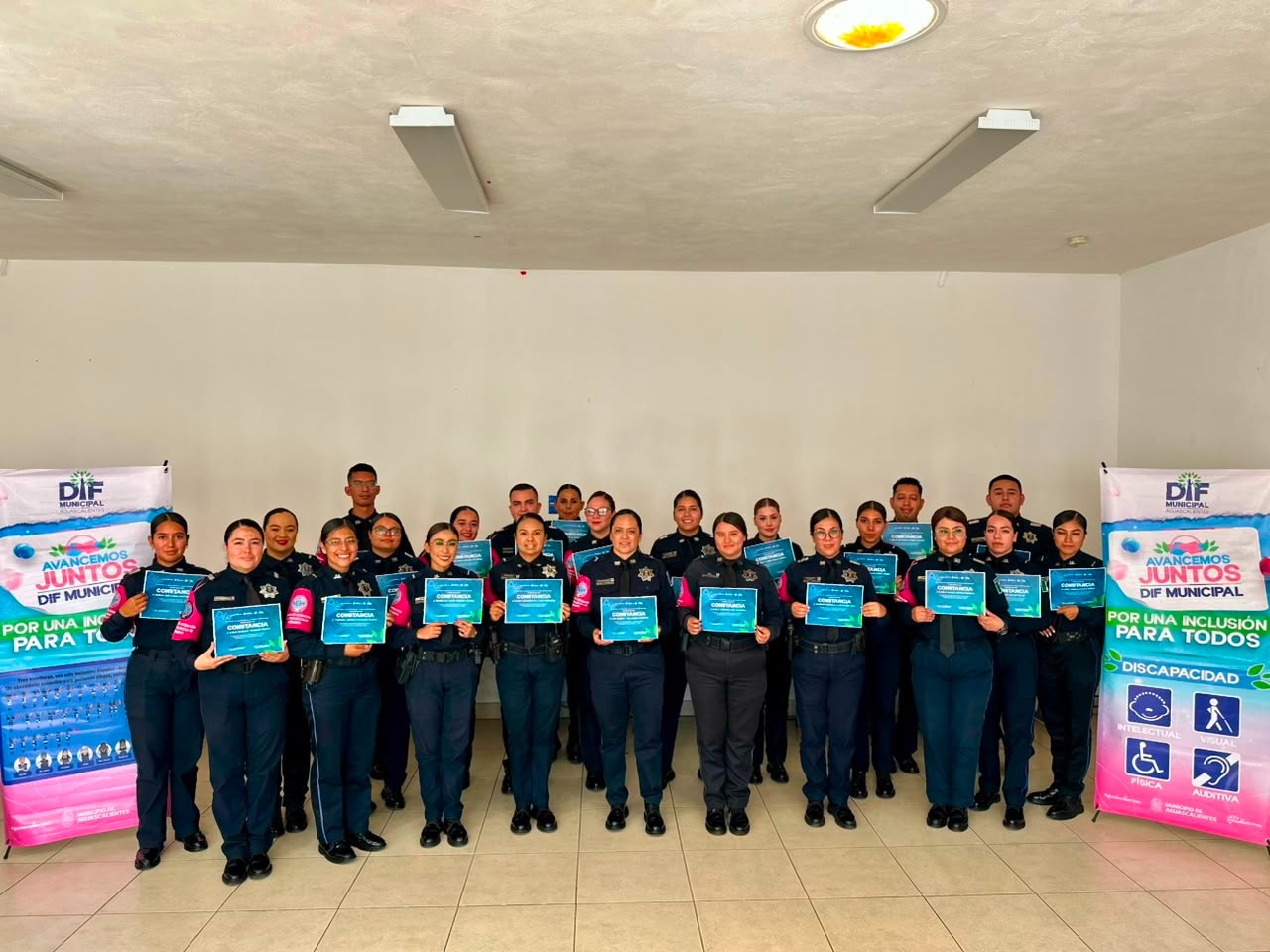 Policía Rosa fortalece la atención incluyente con capacitación en Lengua de Señas Mexicana