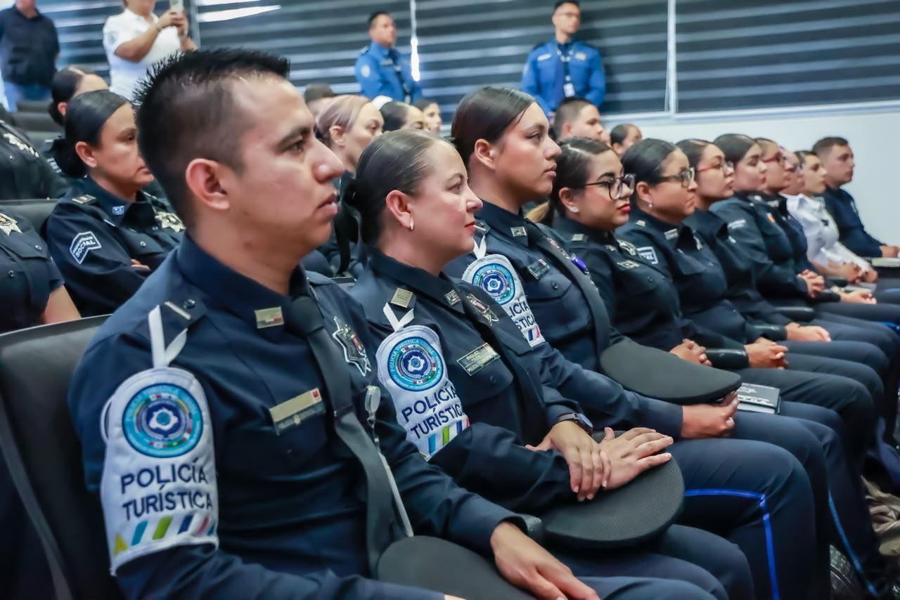 Policías Turísticos de Aguascalientes se capacitan para brindar una mejor atención a las y los visitantes