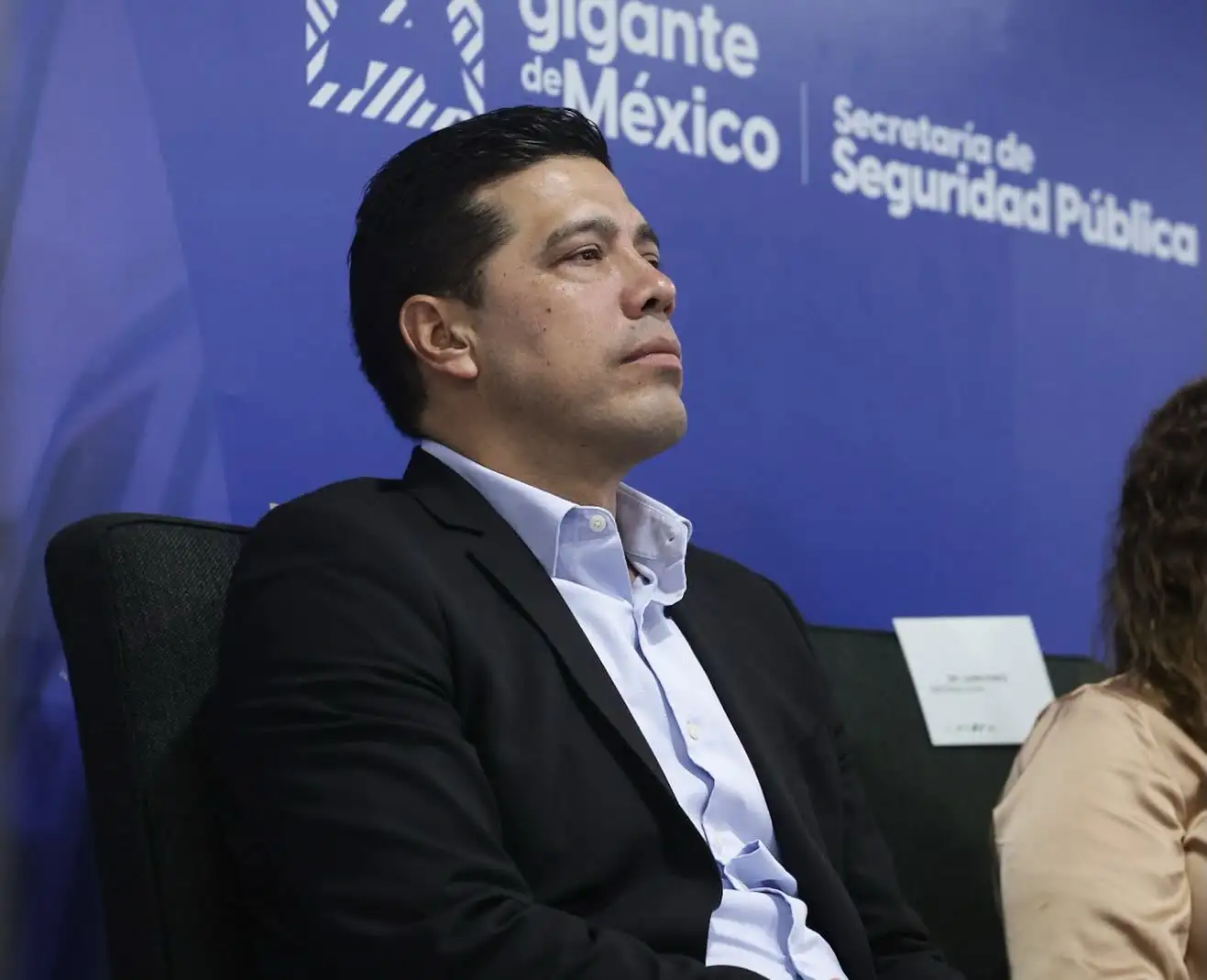 “No andamos buscando chamba”: Leo Montañez tras su destape rumbo a 2027