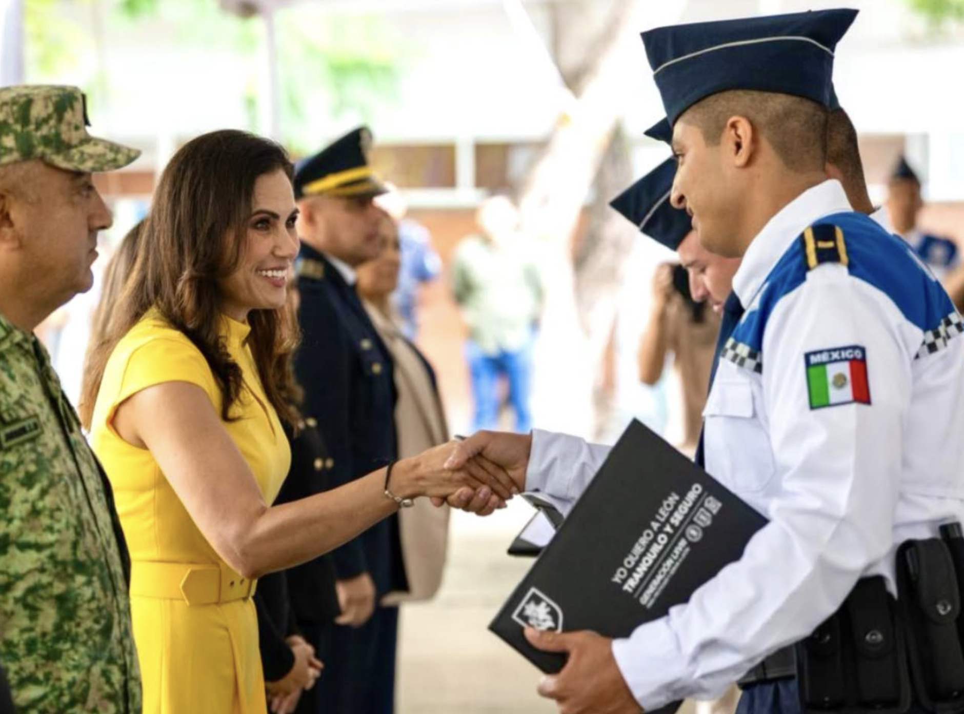 León gradúa a 30 nuevos policías viales y fortalece Academia Metropolitana