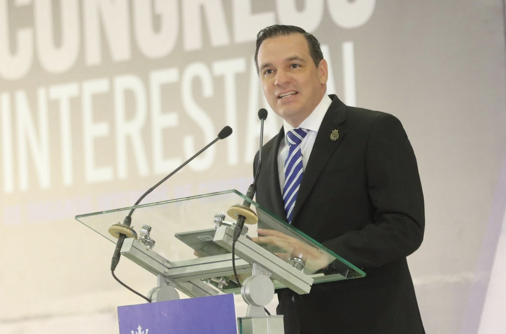Analizan paridad para ampliar acceso de mujeres a alcaldías